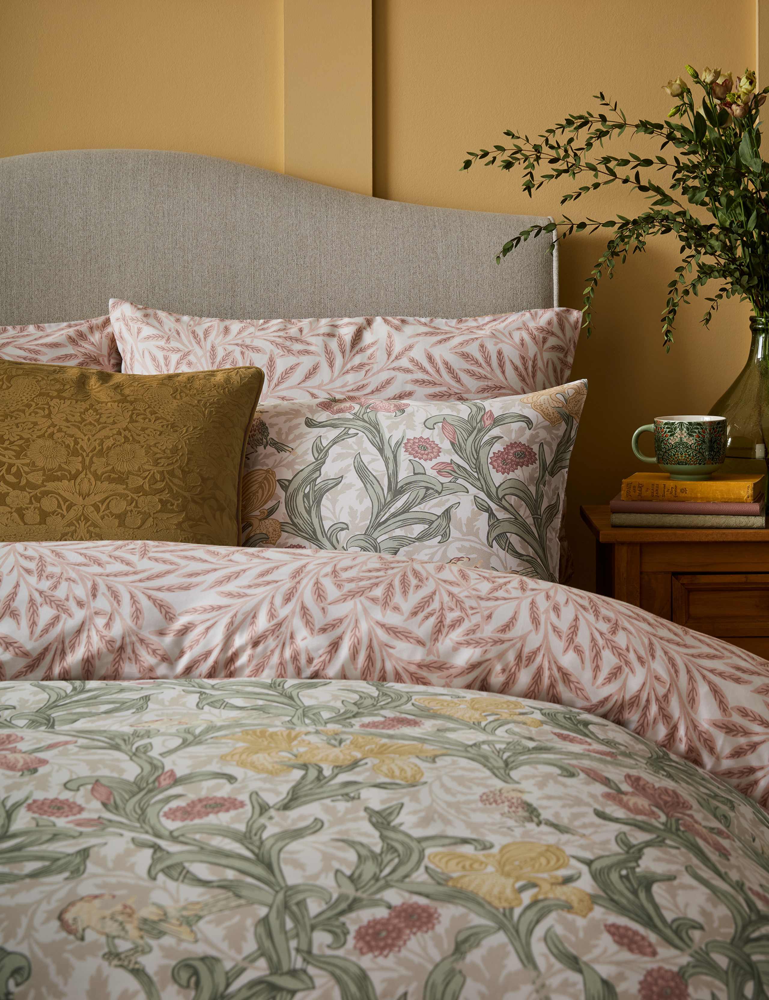 Sateen Iris Bedding Set 3 of 8