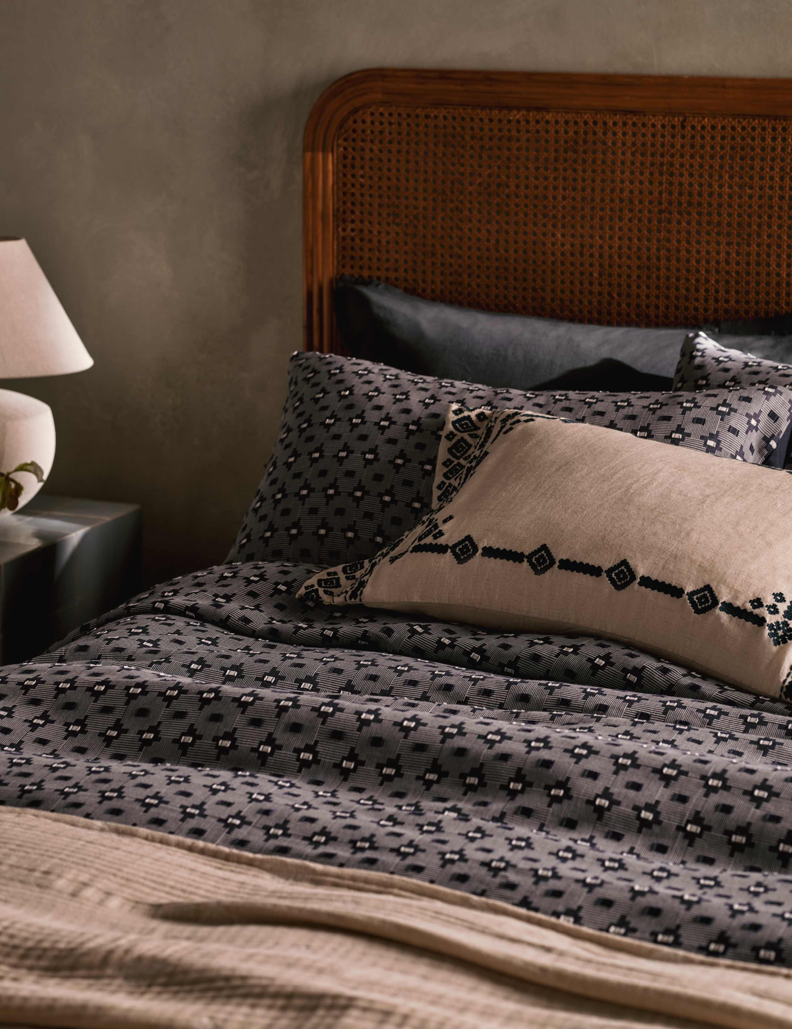 Kanbina Dobby Jacquard Pure Cotton Bedding Set 8 of 8