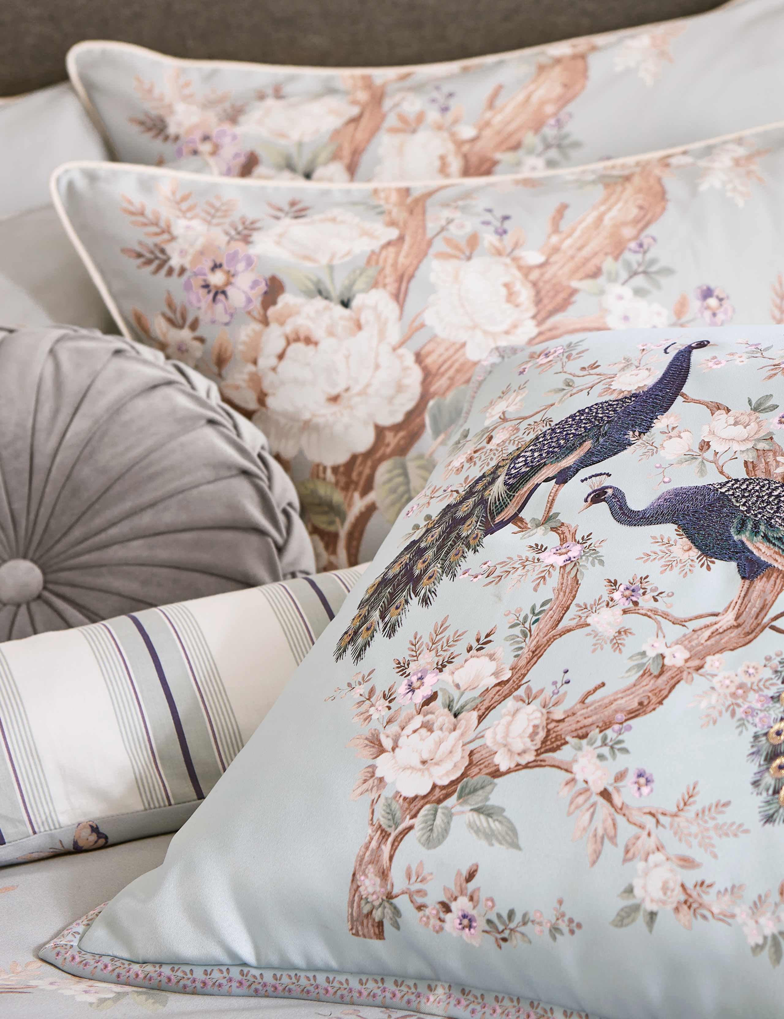 Pure Cotton Sateen Belvedere Bedding Set 2 of 4