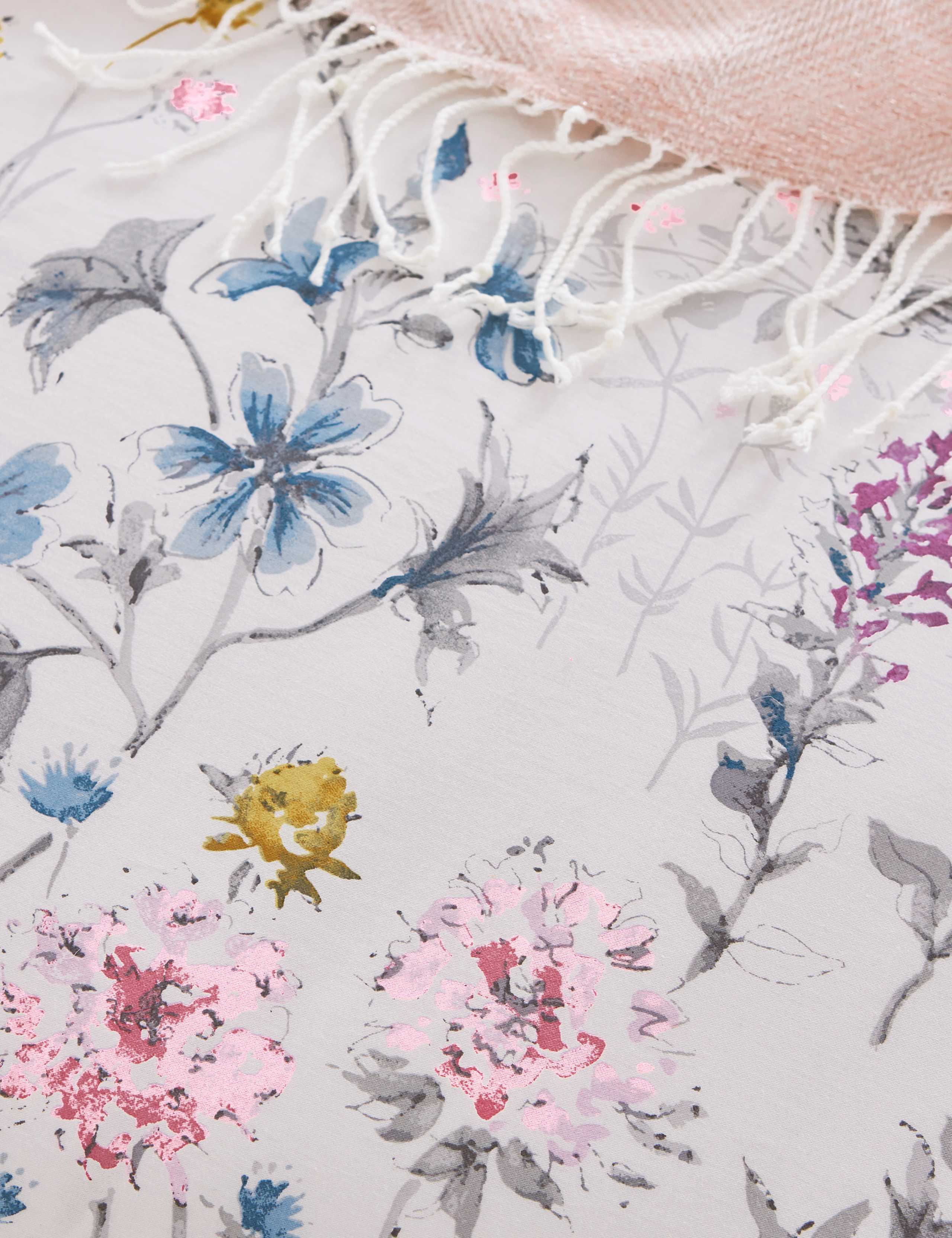 Pure Cotton Wild Meadow Bedding Set 2 of 2