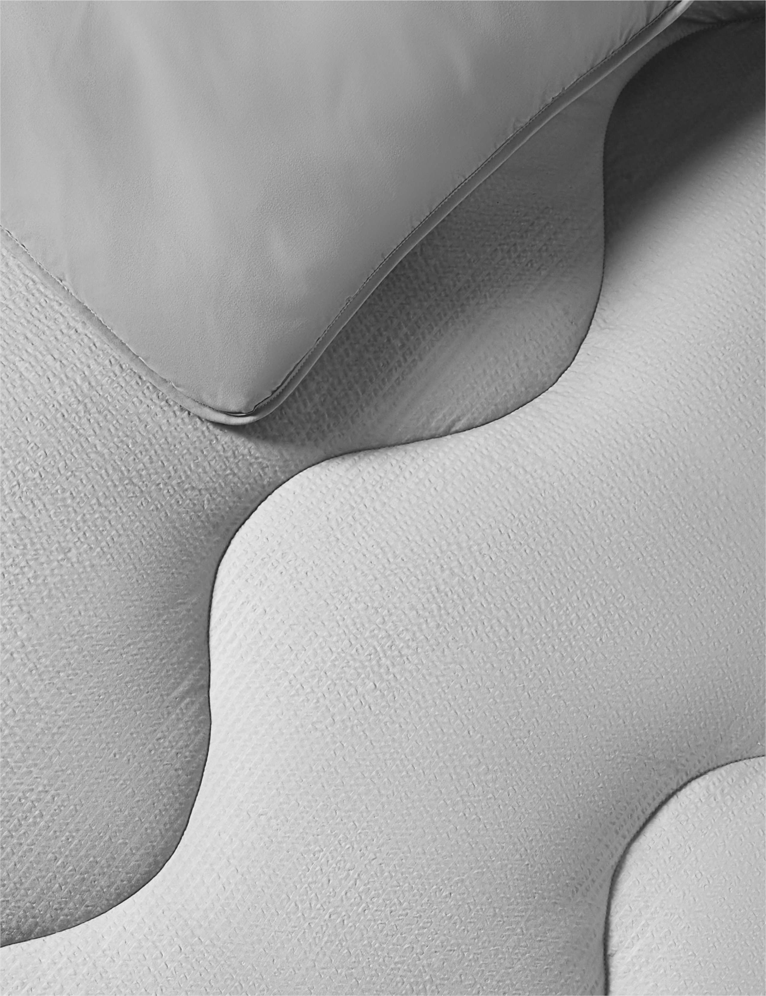 Seersucker 4.5 Tog Coverless Duvet Set 2 of 5