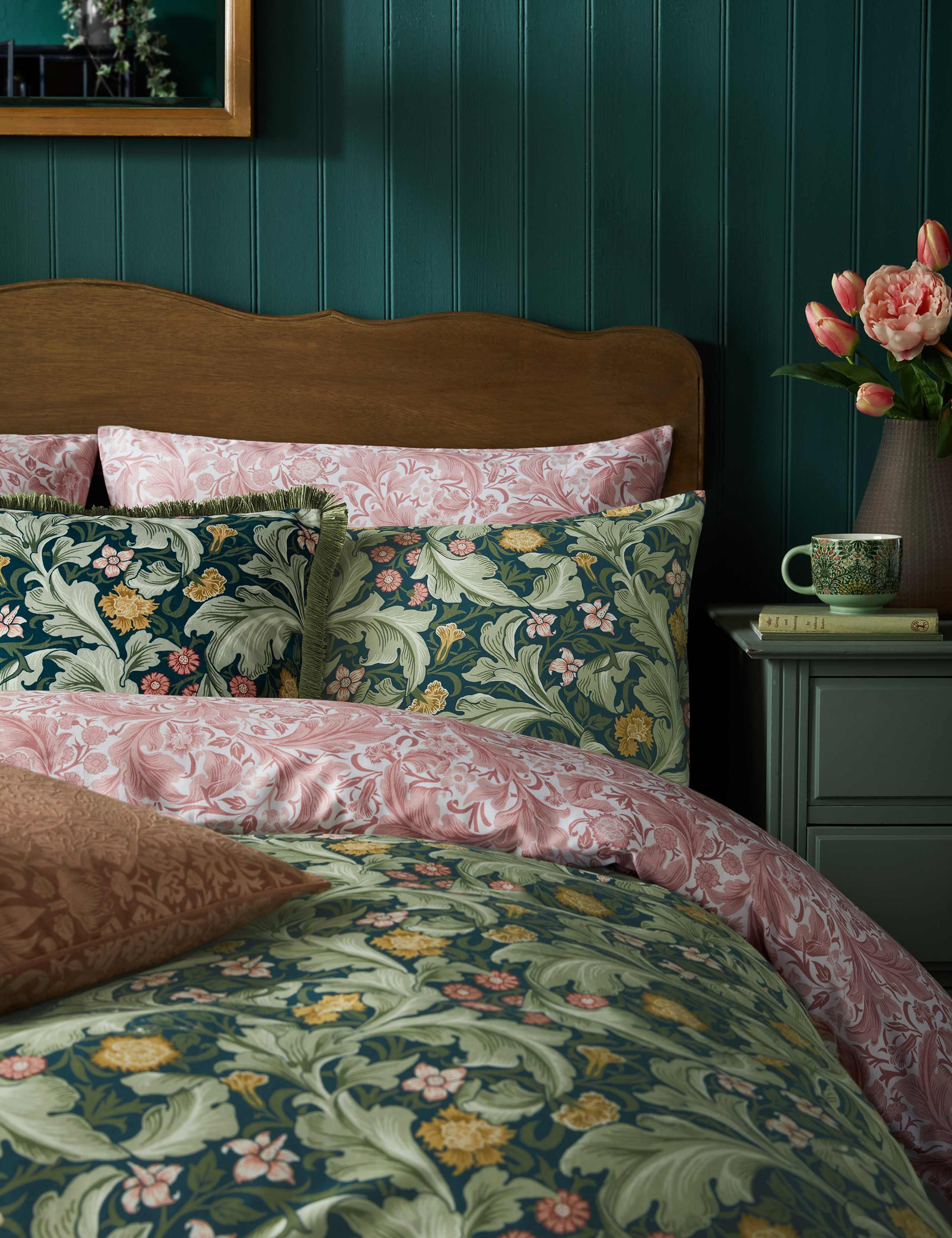Pure Cotton Sateen Leicester Bedding Set 3 of 8