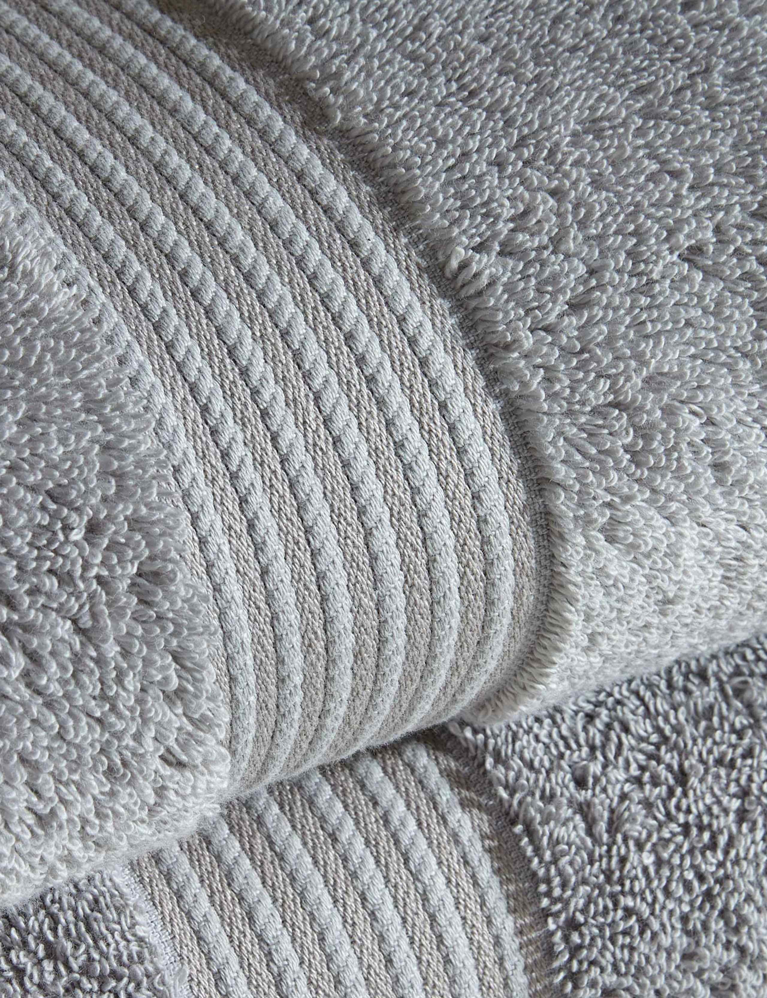 Supreme Hygro Towel 6 of 7