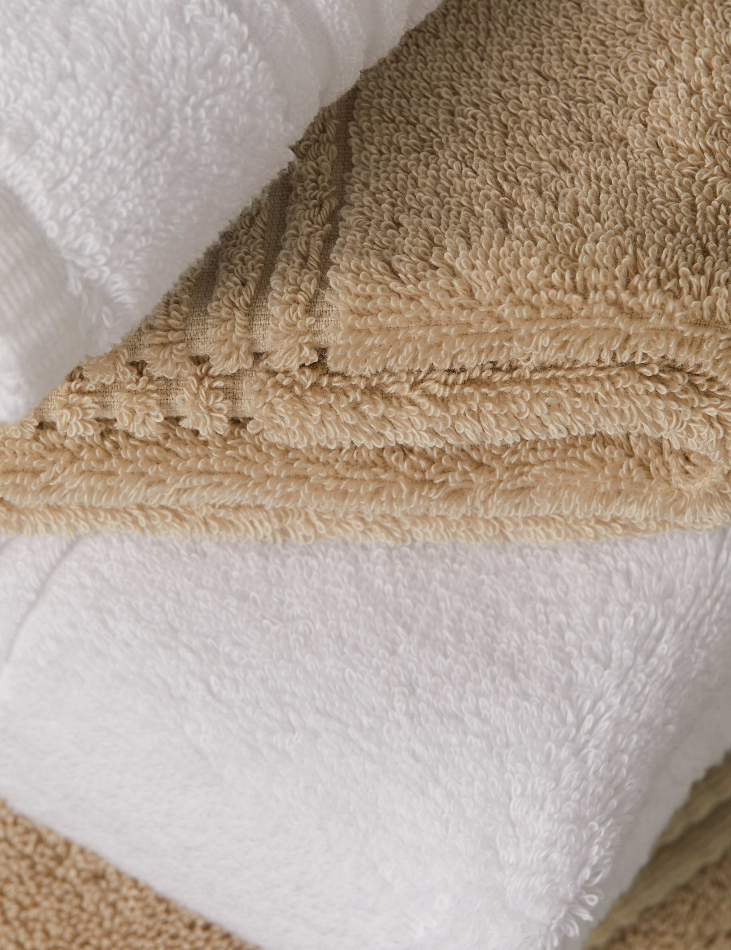 Luxury Egyptian Cotton Towel 9 of 9