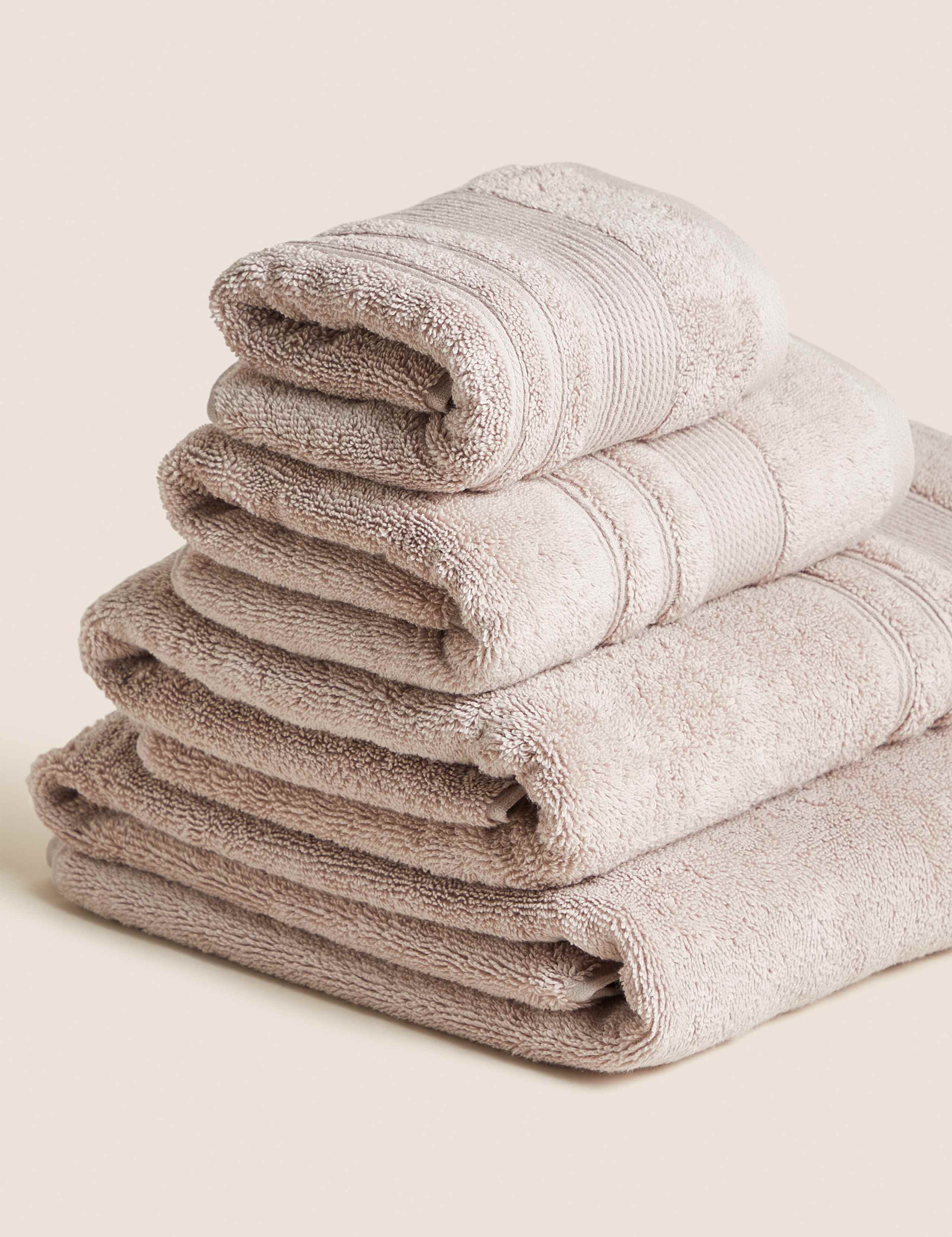 Super Plush Pure Cotton Towel 2 of 5