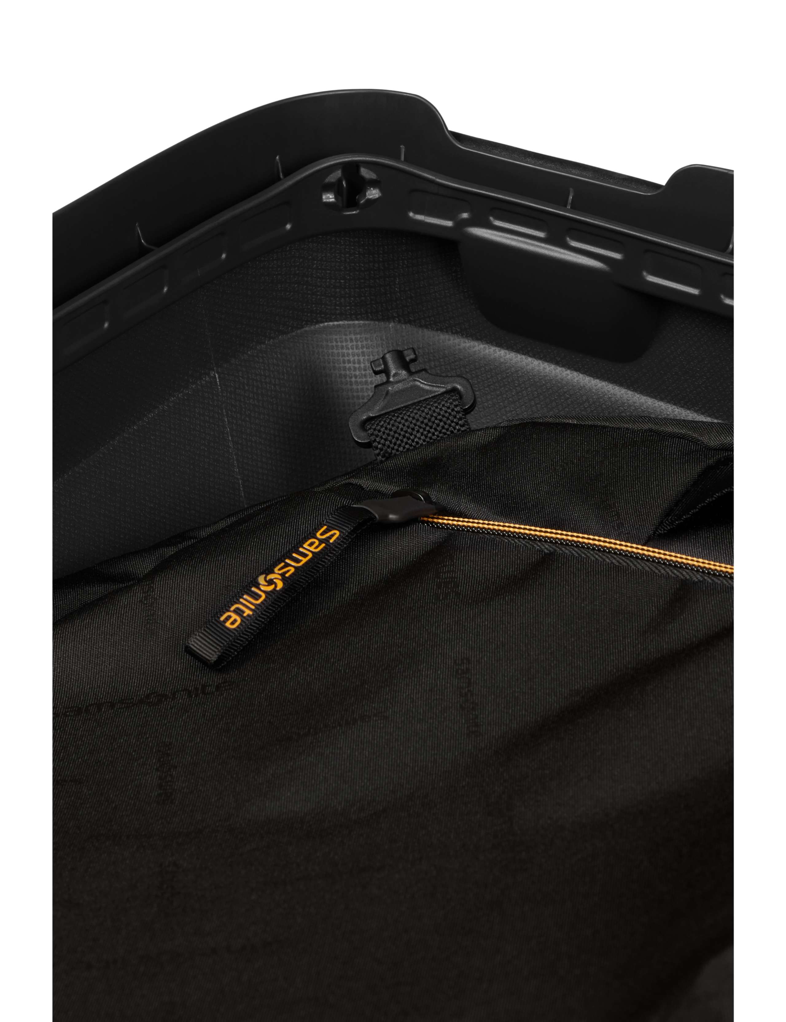 Essens 4 Wheel Hard Shell Cabin Suitcase 6 of 6