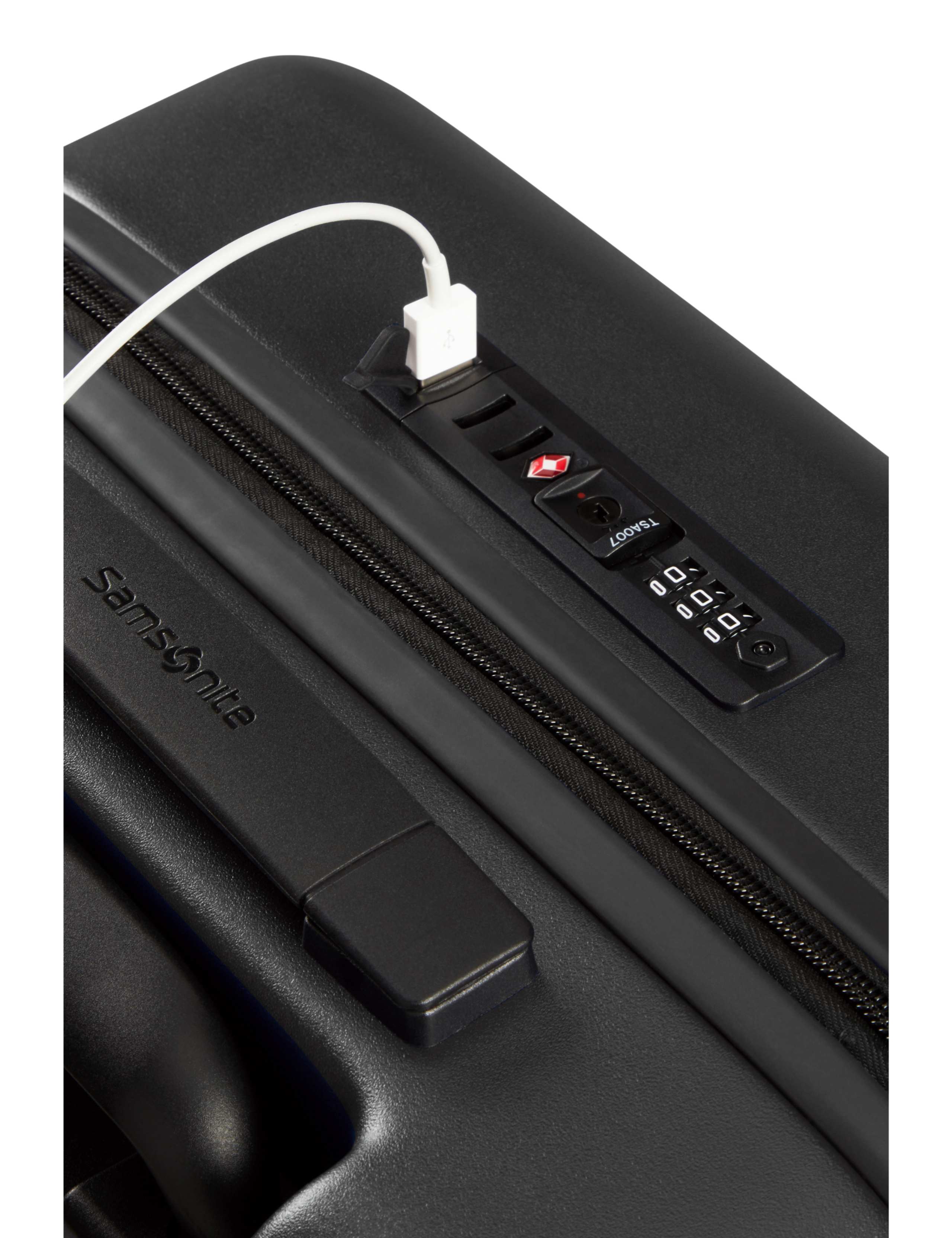 Stackd 4 Wheel Hard Shell Cabin Suitcase 4 of 4