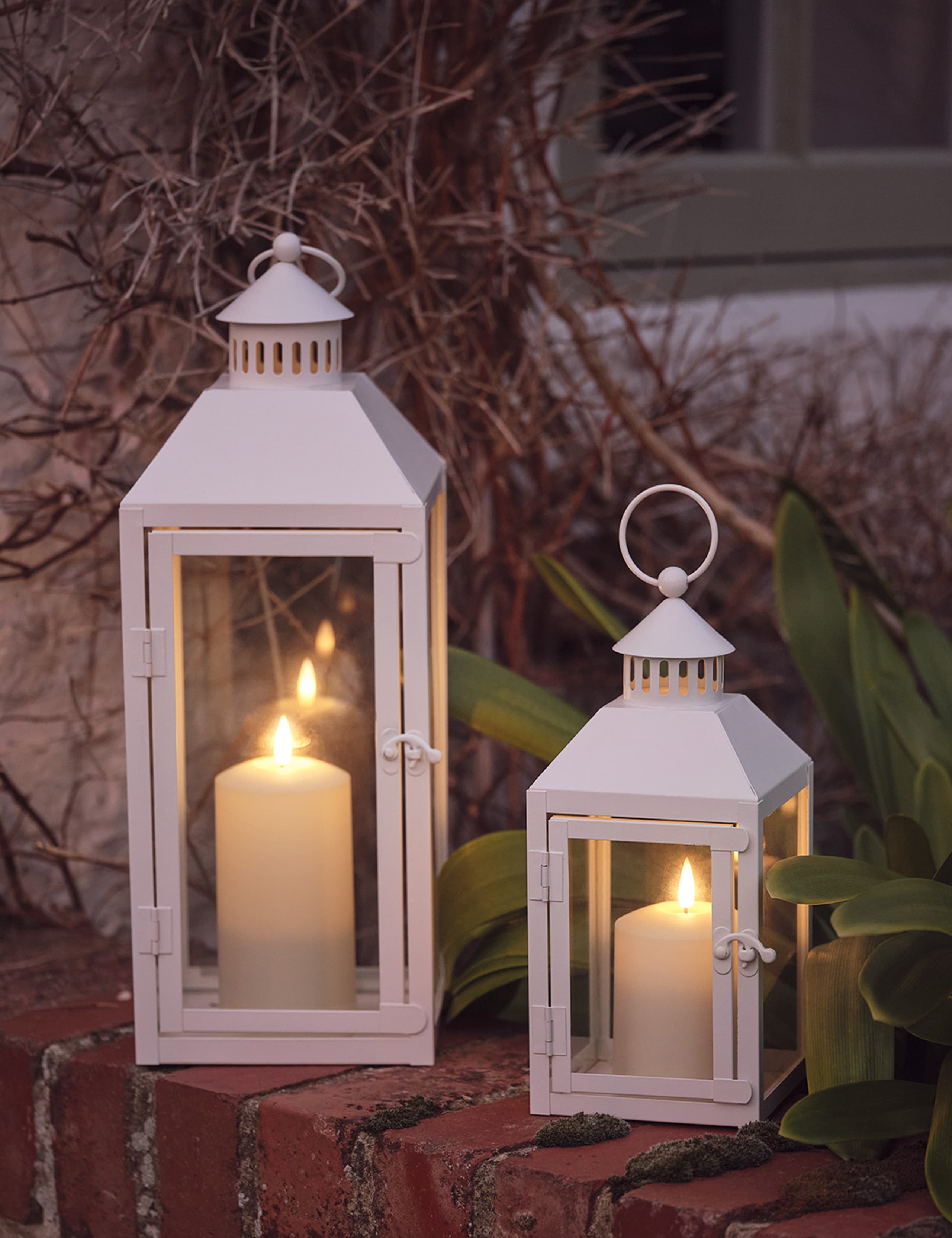 Set of 2 TruGlow® Lanterns 4 of 4