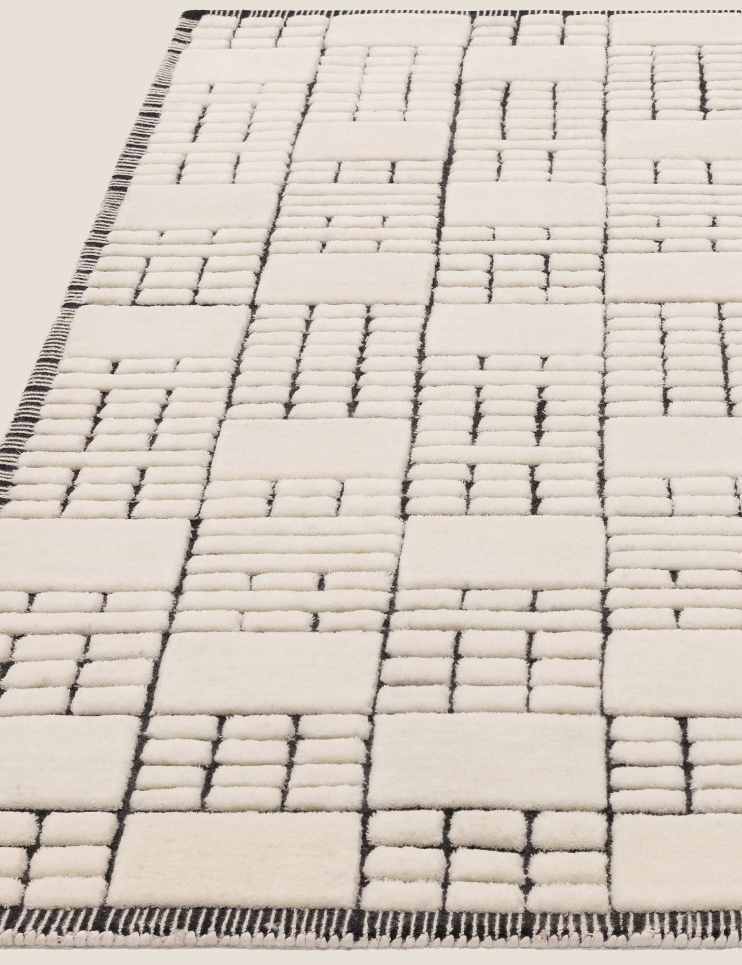 Empire Hand Tufted Pure Wool Rug 3 of 7