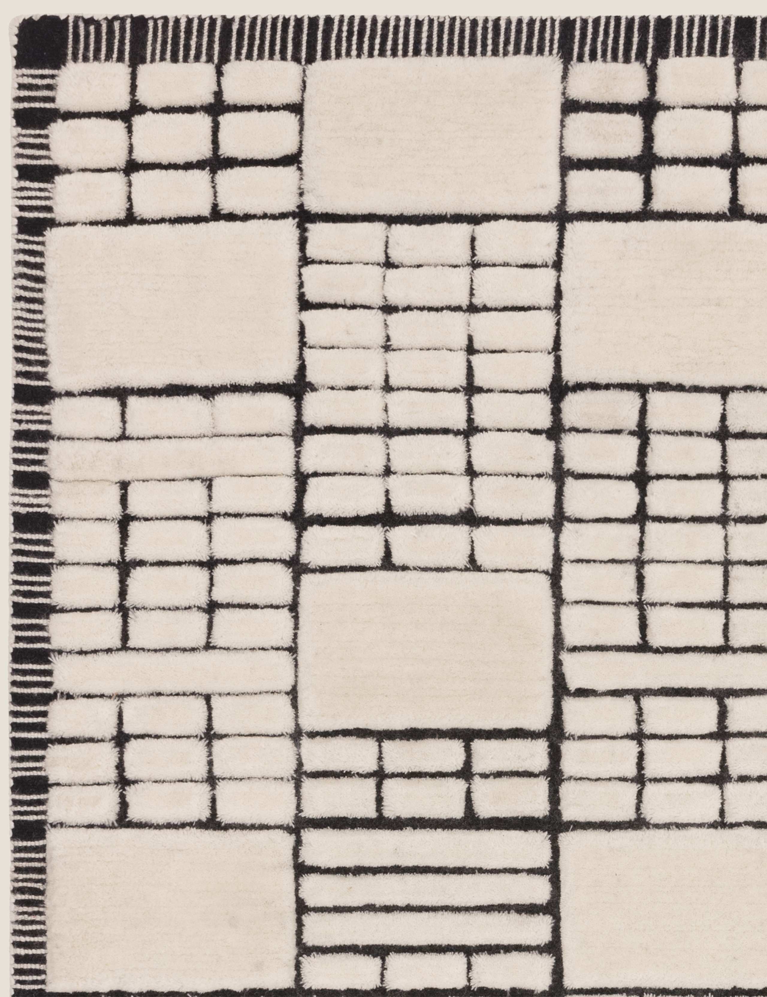 Empire Hand Tufted Pure Wool Rug 4 of 7