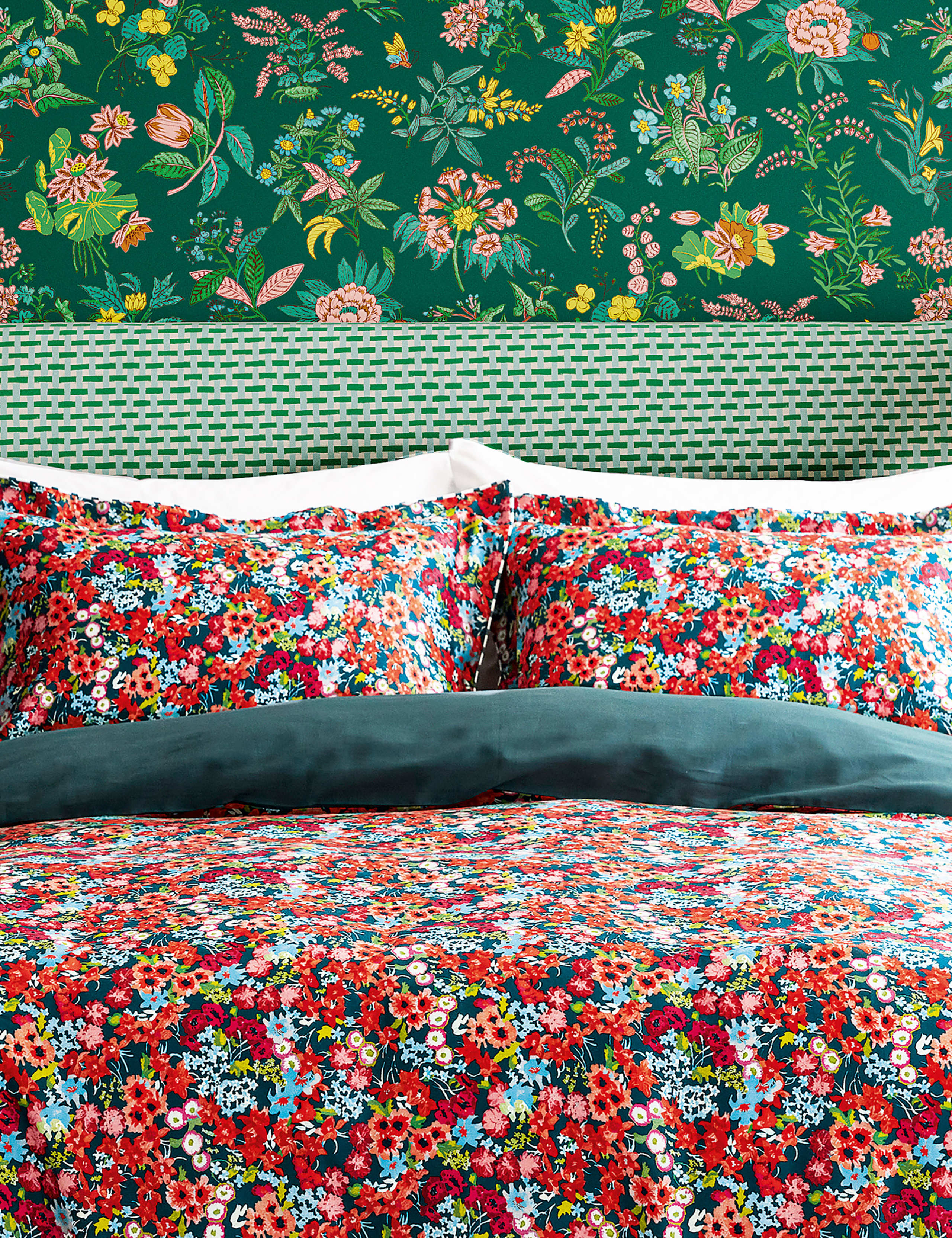 Pure Cotton Sateen Wildflower Meadow Bedding Set 2 of 4