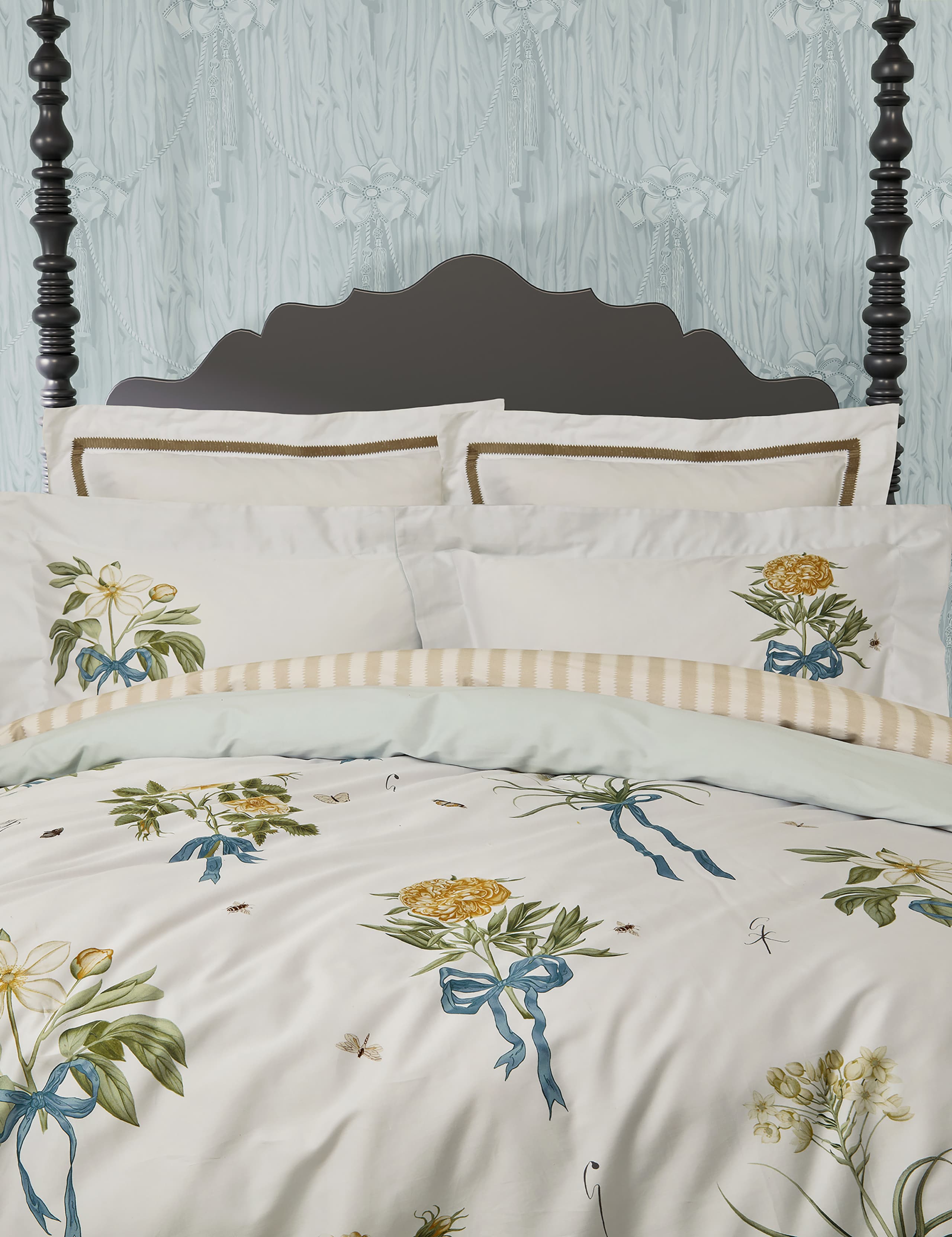 Sanderson Cupids Beau Bedset 4 of 5