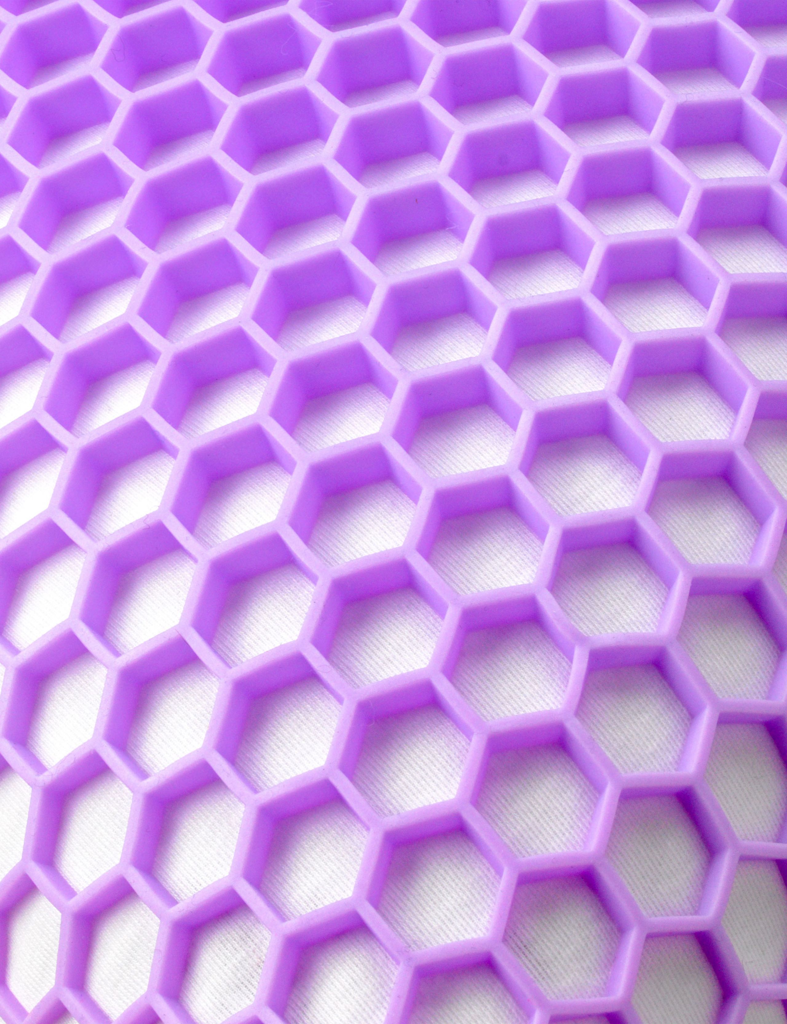 Honeycomb Super Cool Medium Pillow 6 of 6