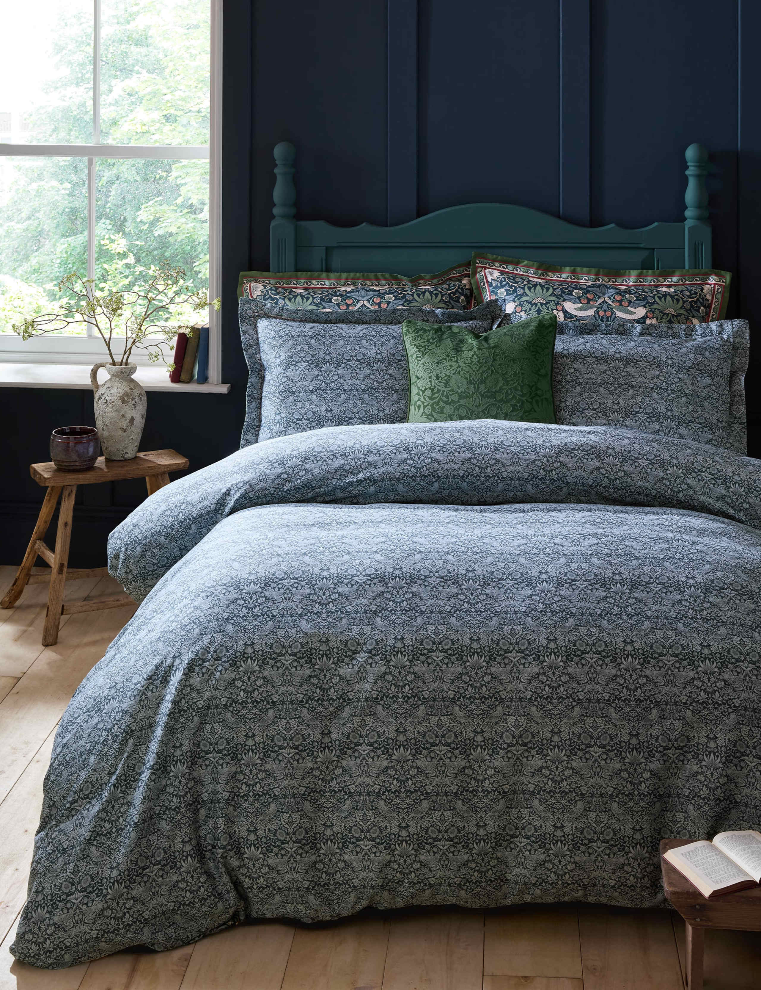 Midnight Strawberry Thief Bedding Set 3 of 4