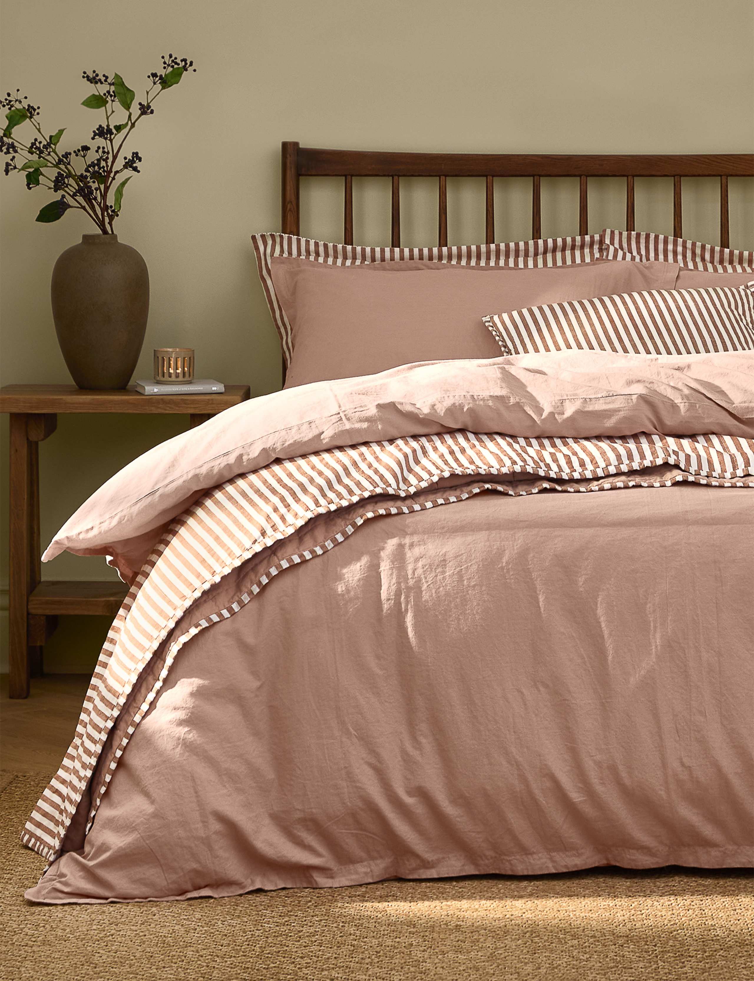 Pure Cotton Hebden Washed Pillowcase 3 of 3
