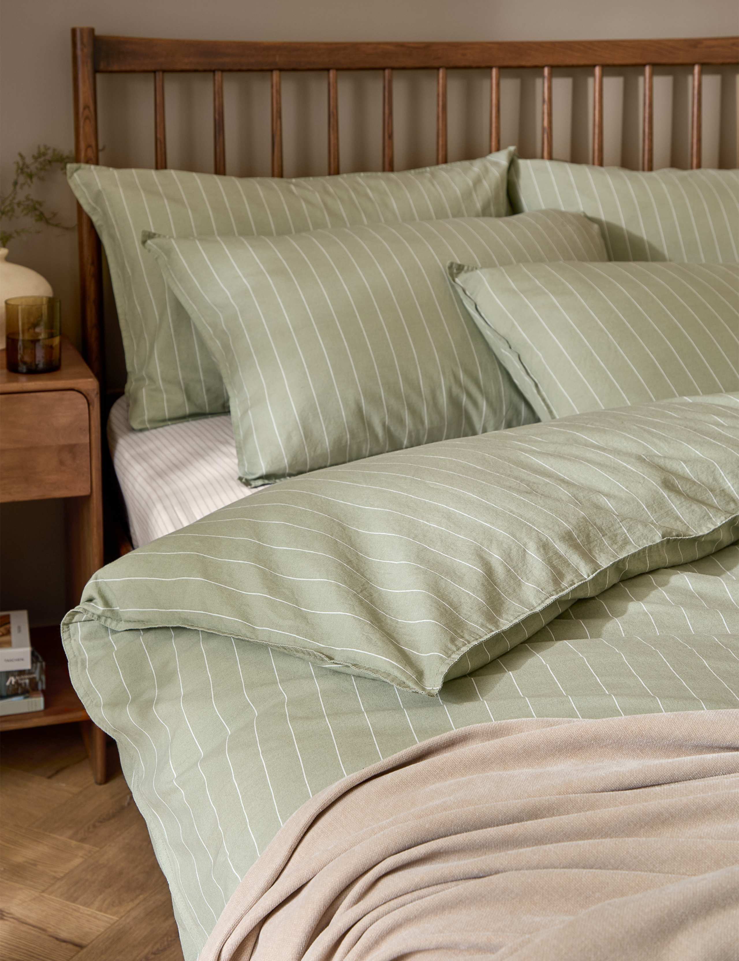 Pure Cotton Linear Stripe Pillowcase 2 of 3