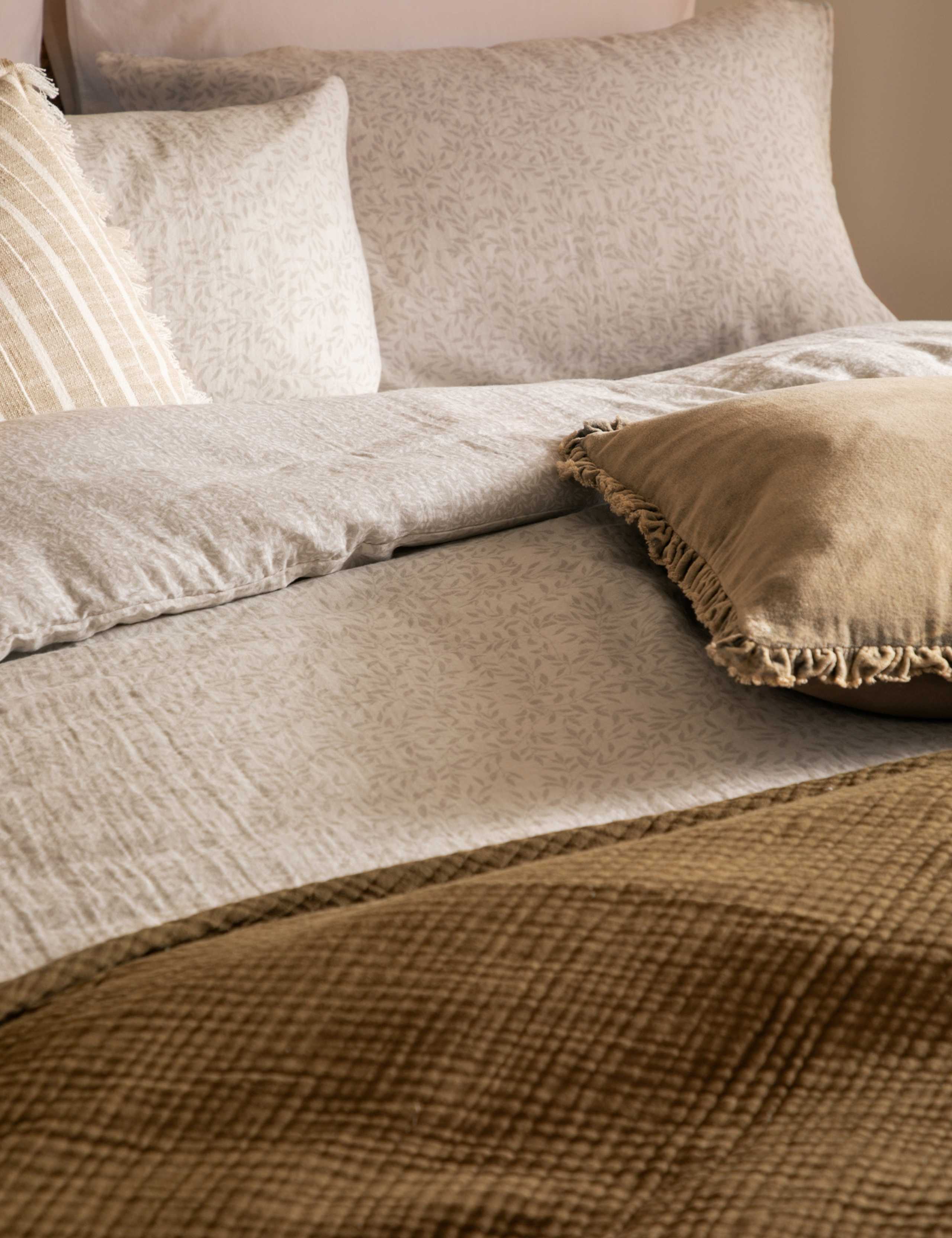 Perrie Leaf Pure Cotton Muslin Bedding Set 2 of 5