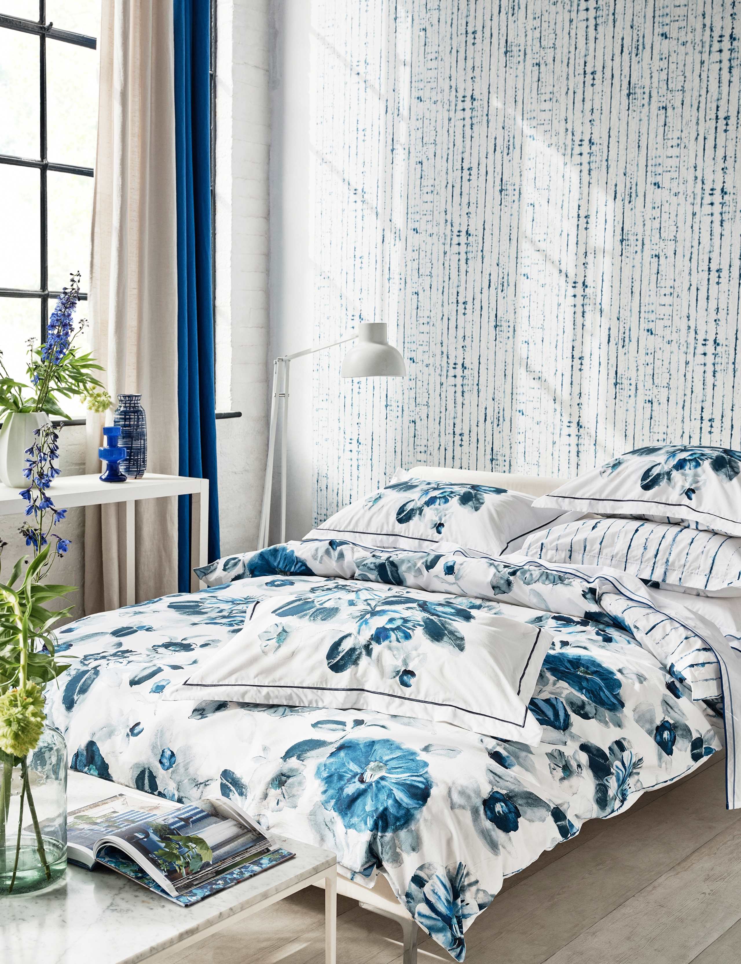 2 Pack Pure Cotton Indigo Flower Pillowcases 3 of 5