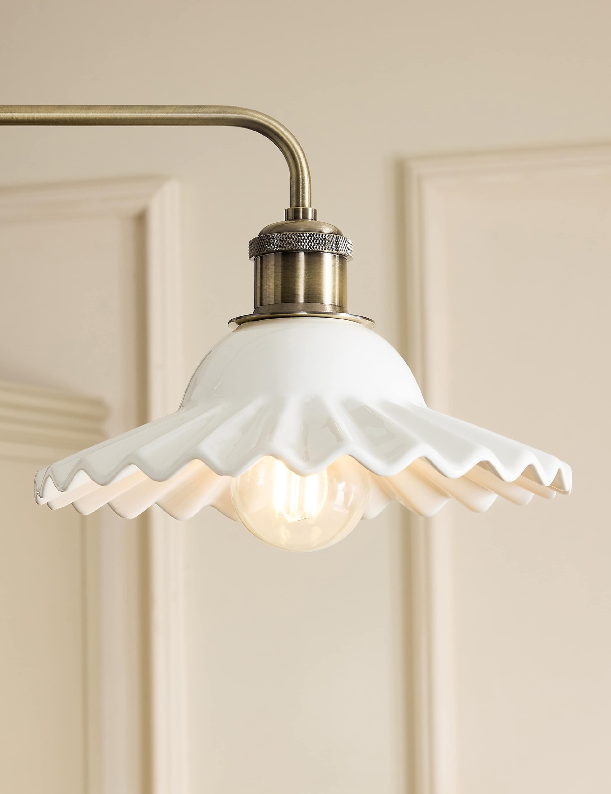 Beca Gallery Bar Pendant Light 3 of 6