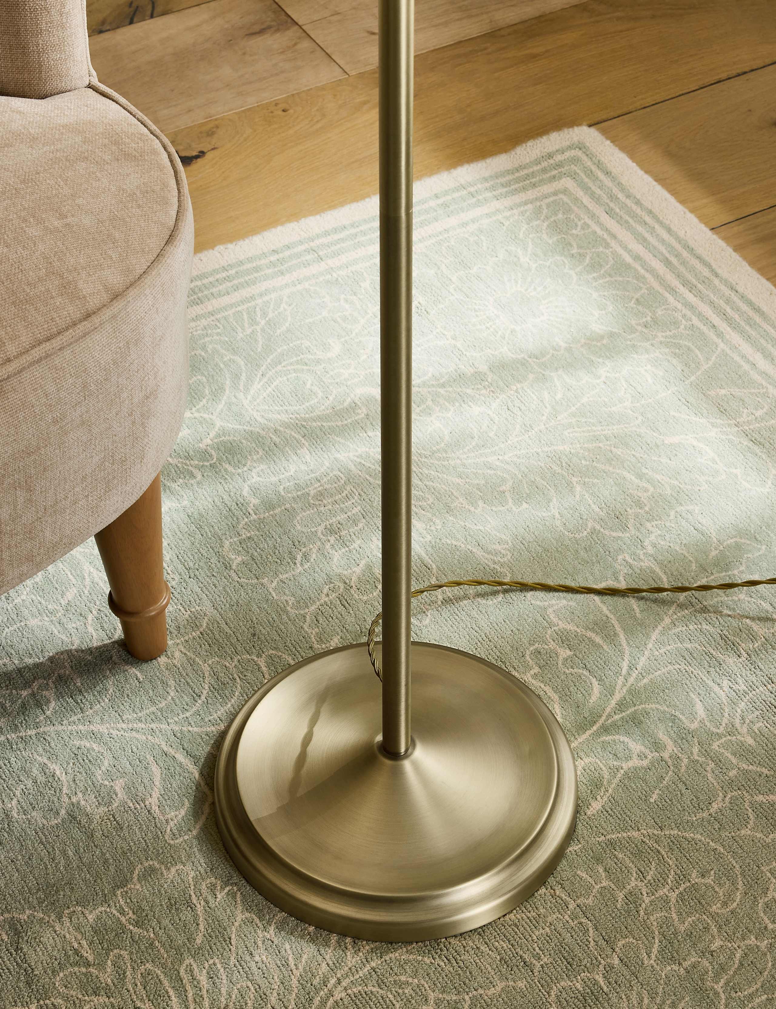 Hemsley Metal Floor Lamp 4 of 6