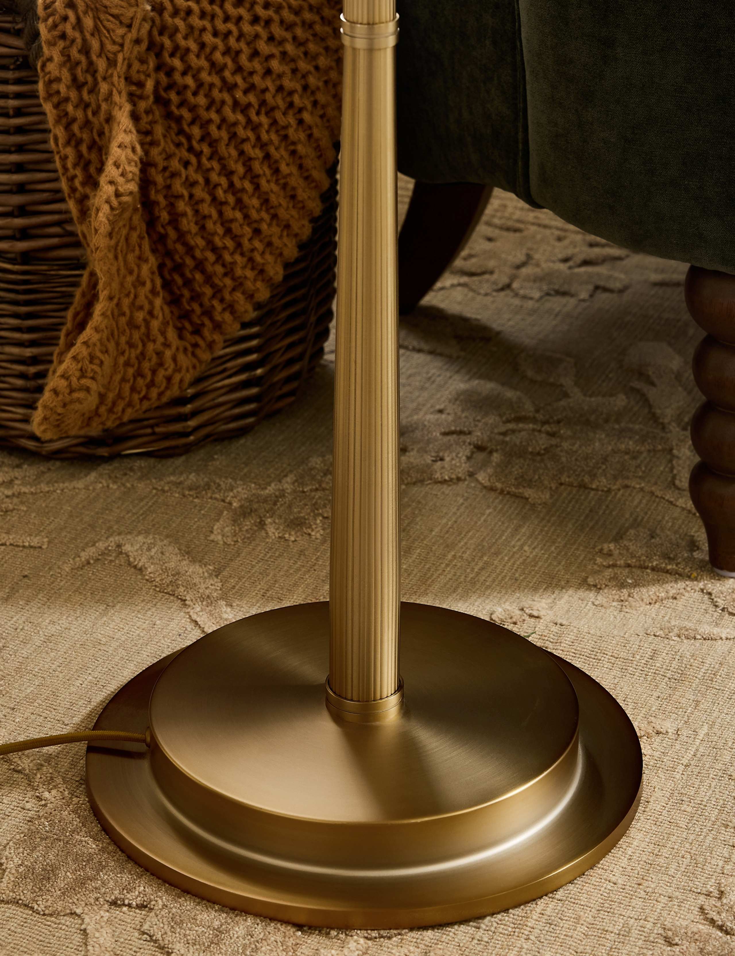 Sullivan Metal Floor Lamp 4 of 5