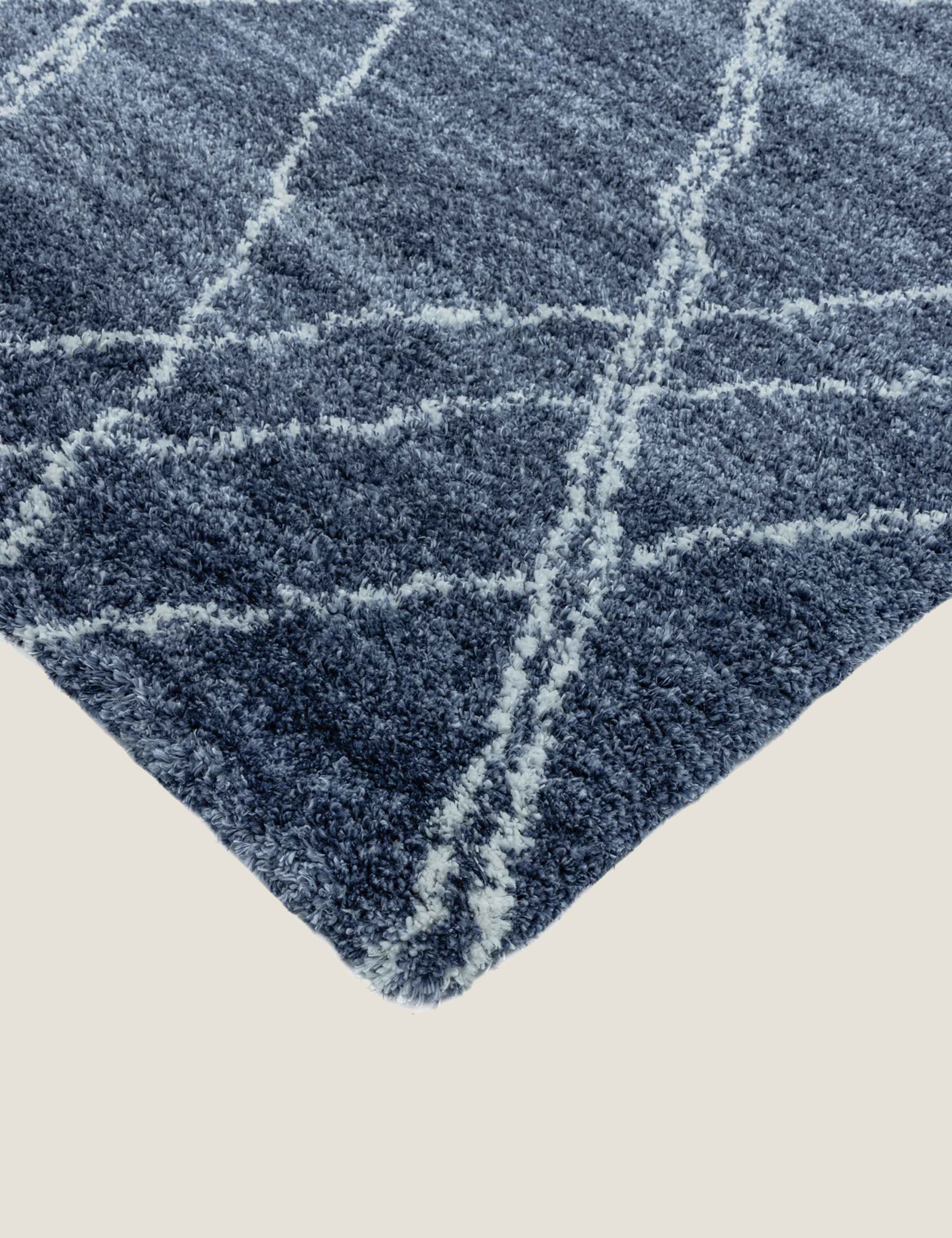 Alto Moroccan Shaggy Rug 3 of 5