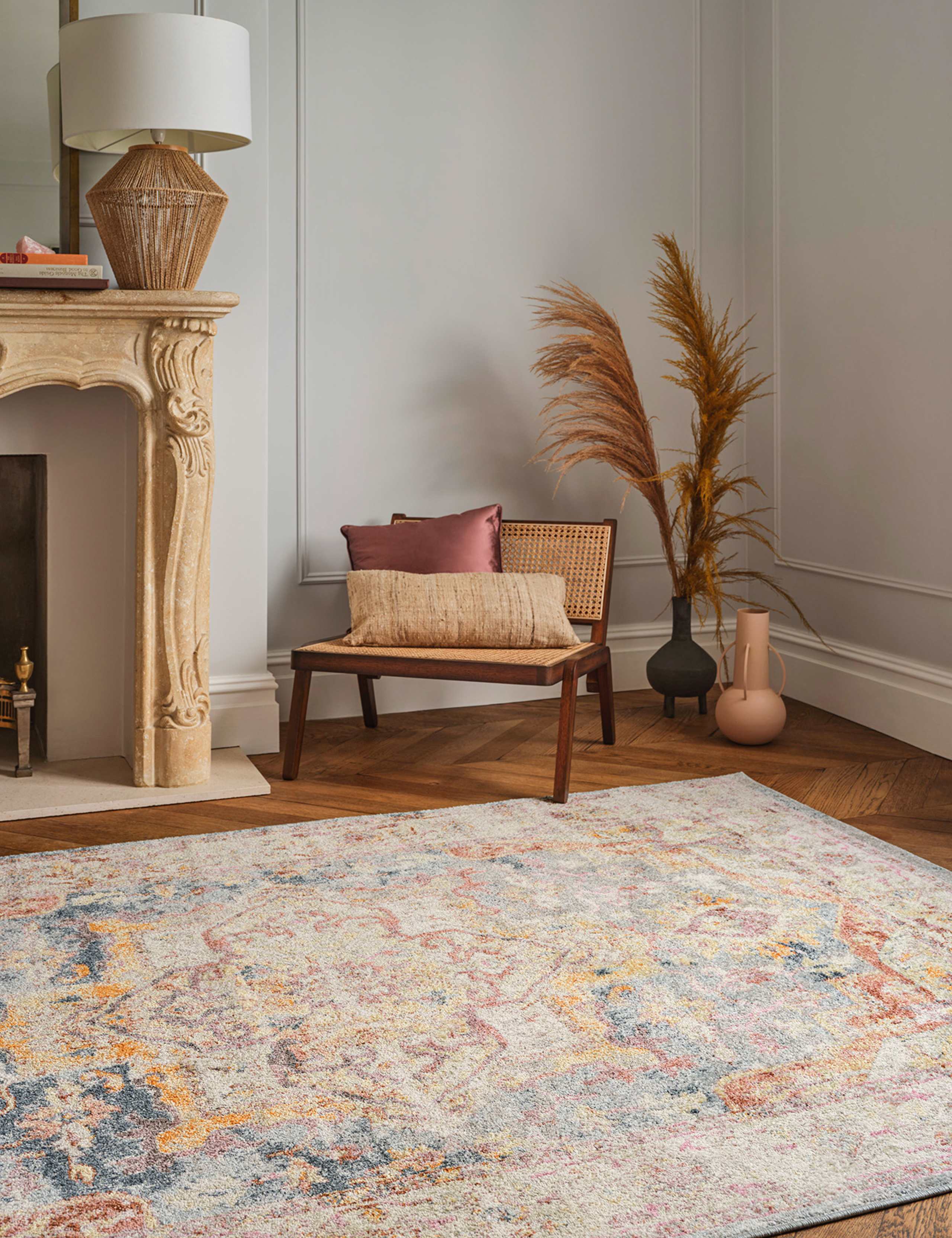Flores Azin Rug 1 of 5