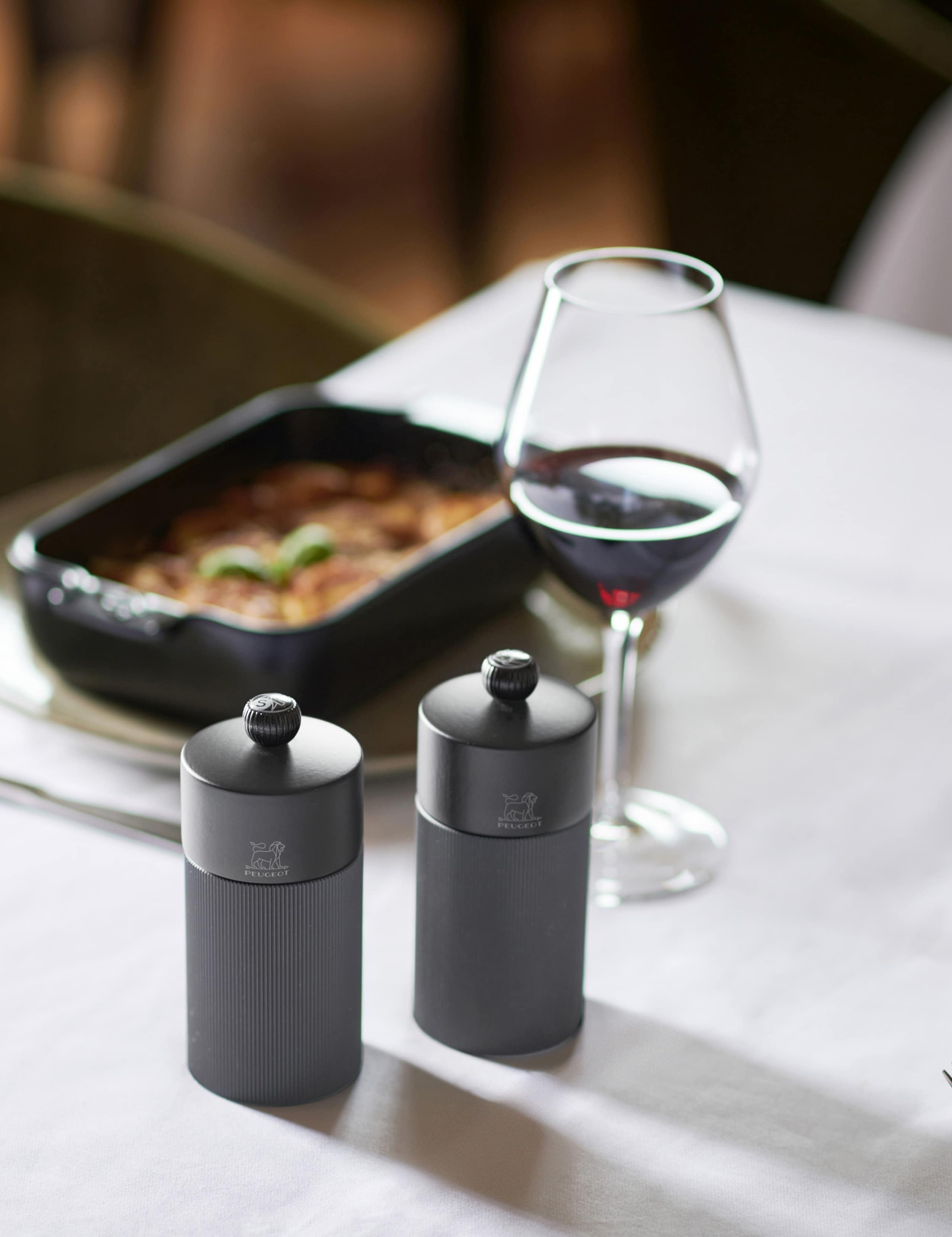 Wooden Salt & Pepper Mills 12cm 4 of 6