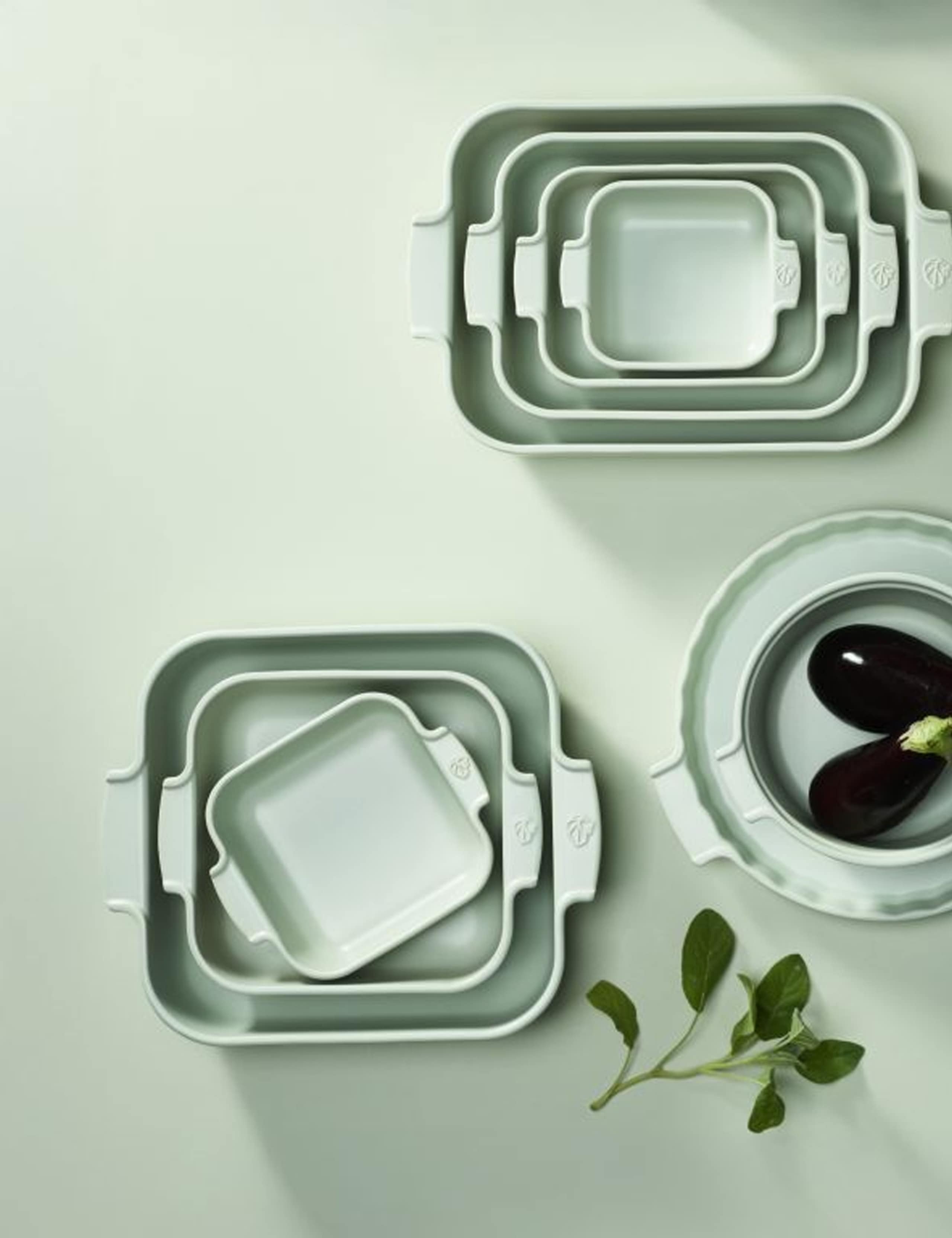 Ceramic Square Oven Dish 28cm 6 of 7