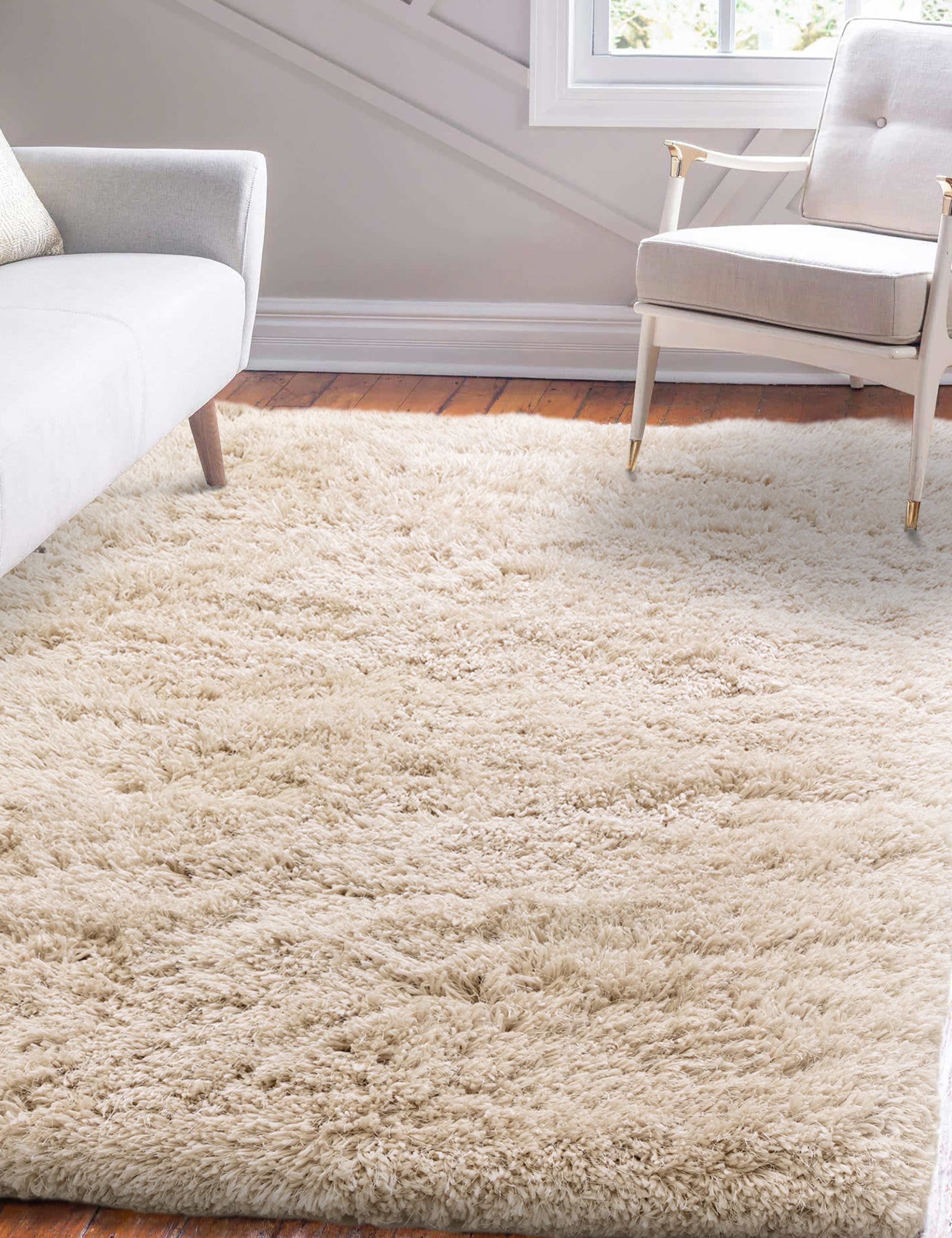 Fluffy Shaggy Rug 1 of 5