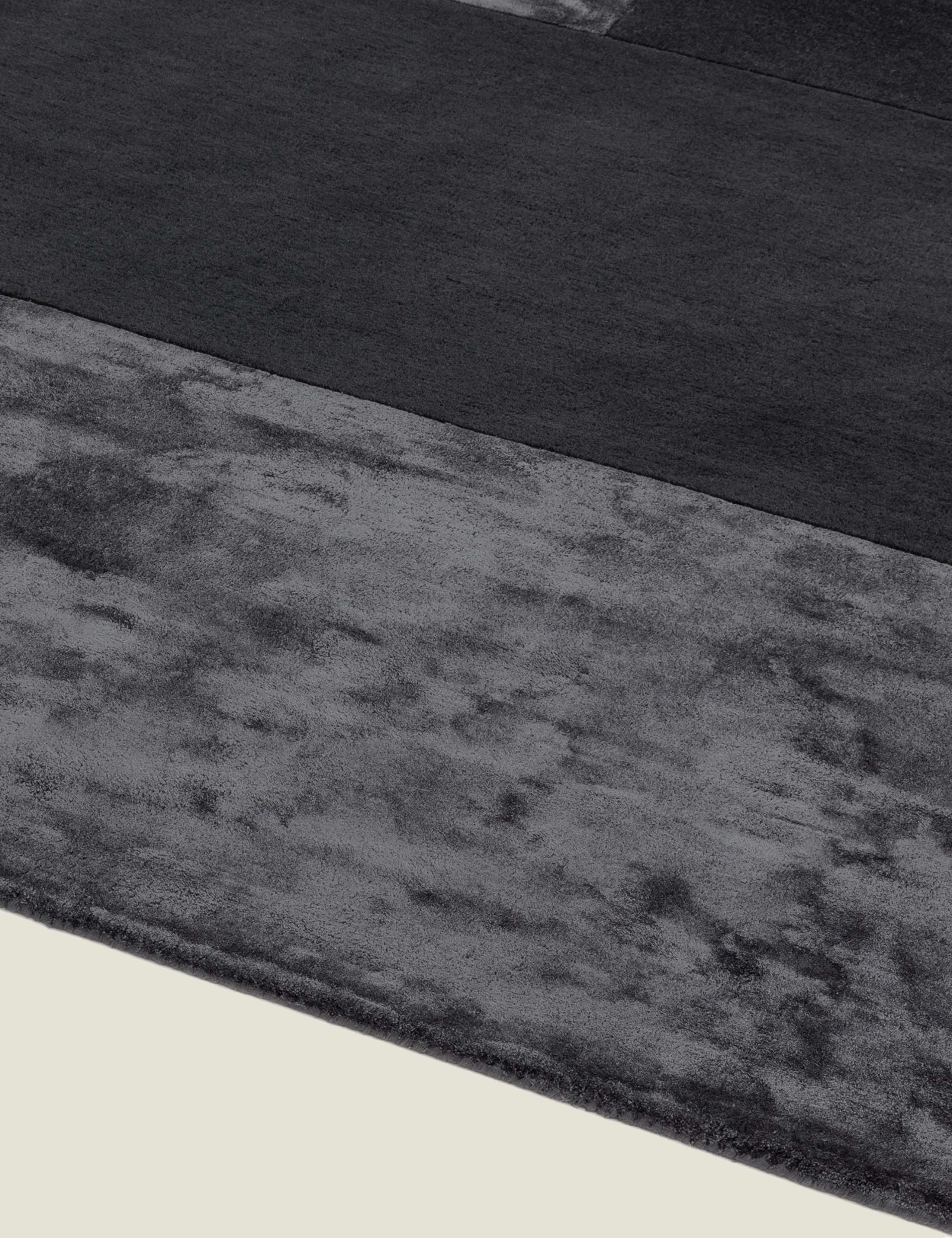 Tate Tonal Rug 2 of 4