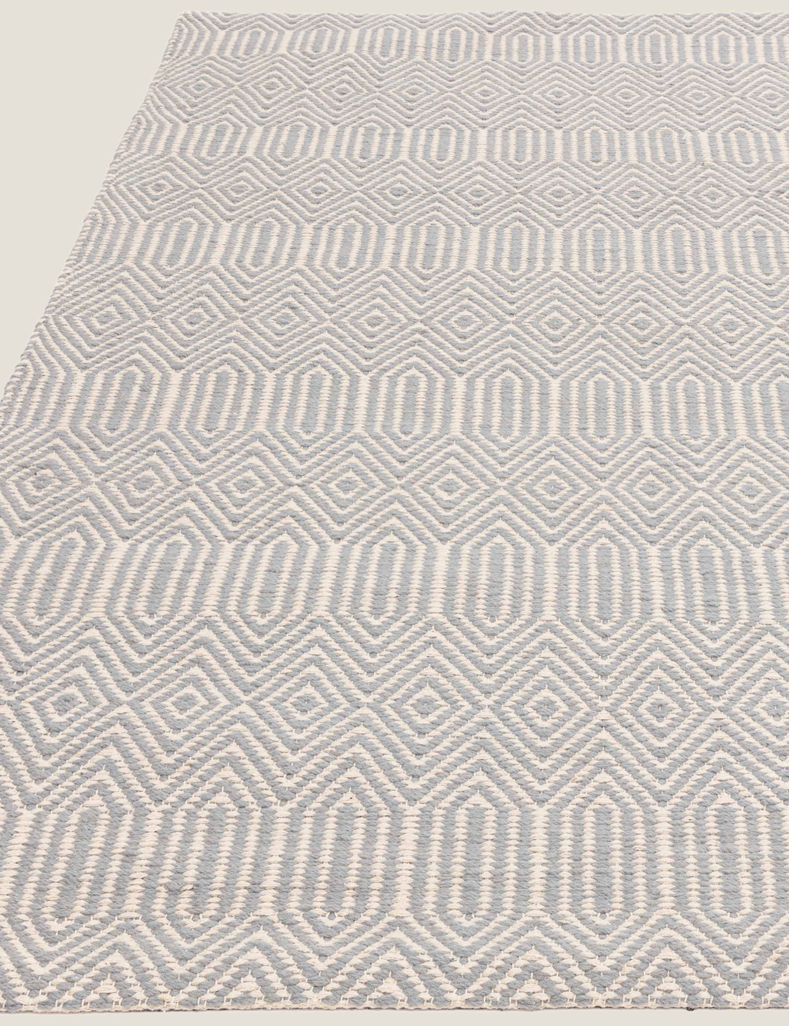 Geo Diamond Rug 3 of 5
