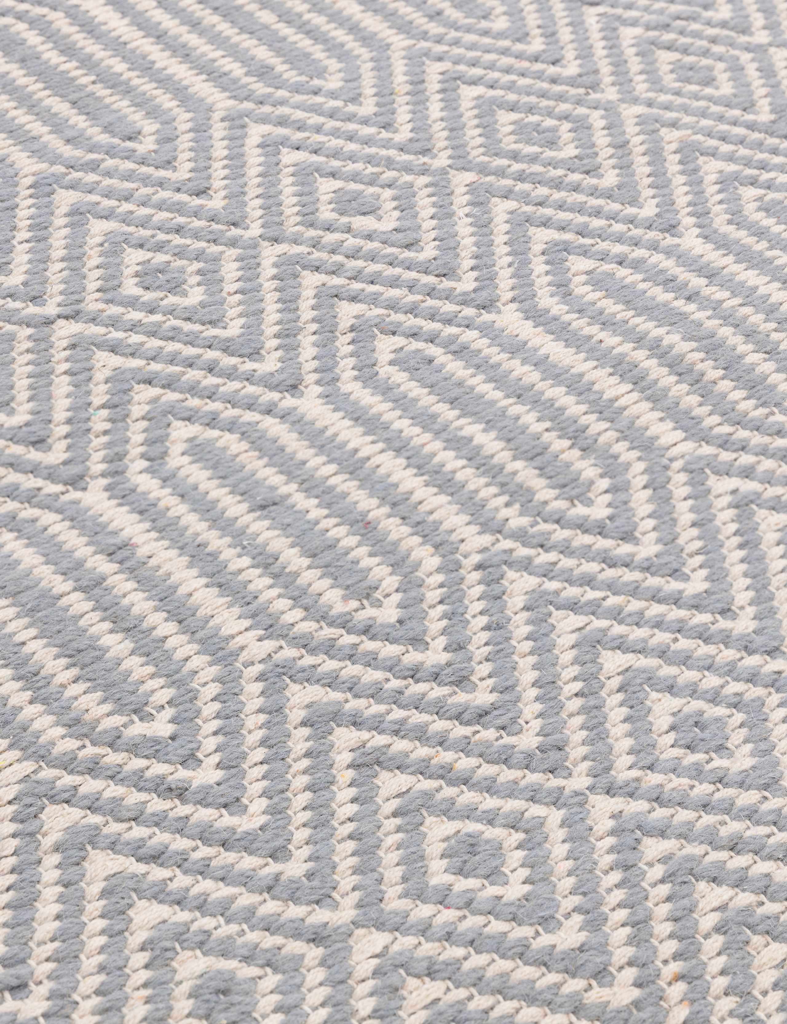 Geo Diamond Rug 4 of 5