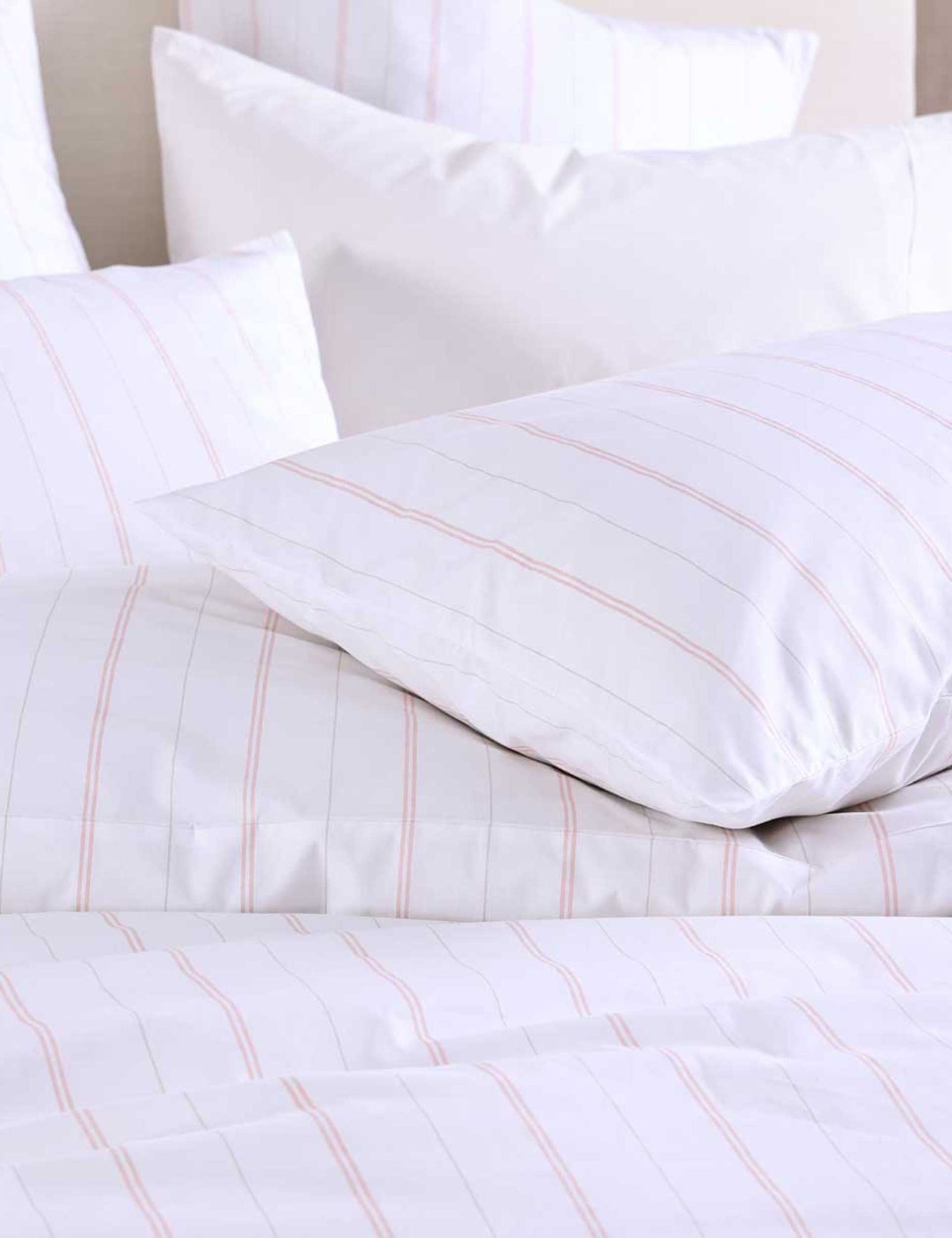 Pure Cotton Cape Pink Bedding Set 2 of 4