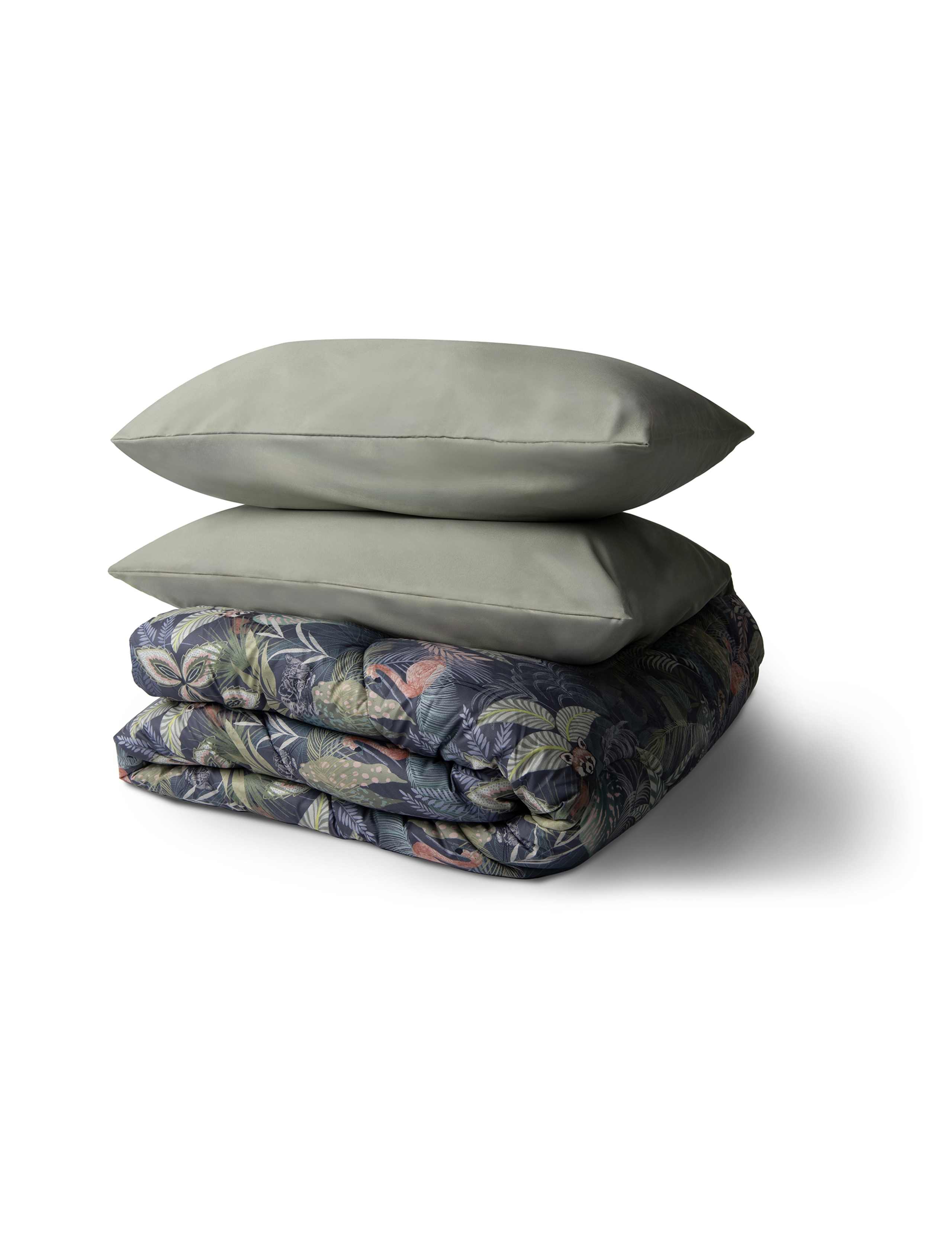 Safari 10.5 Tog Coverless Duvet and Pillowcase 6 of 6