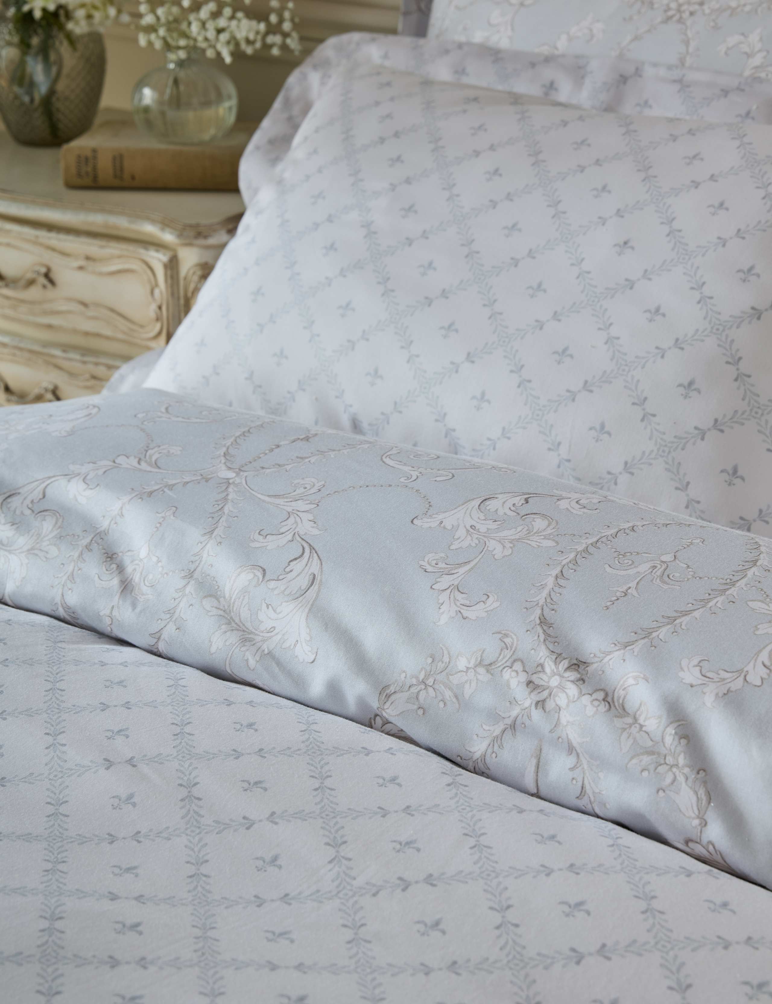 2 Pack Pure Cotton Sateen Tijou Pillowcases 2 of 3