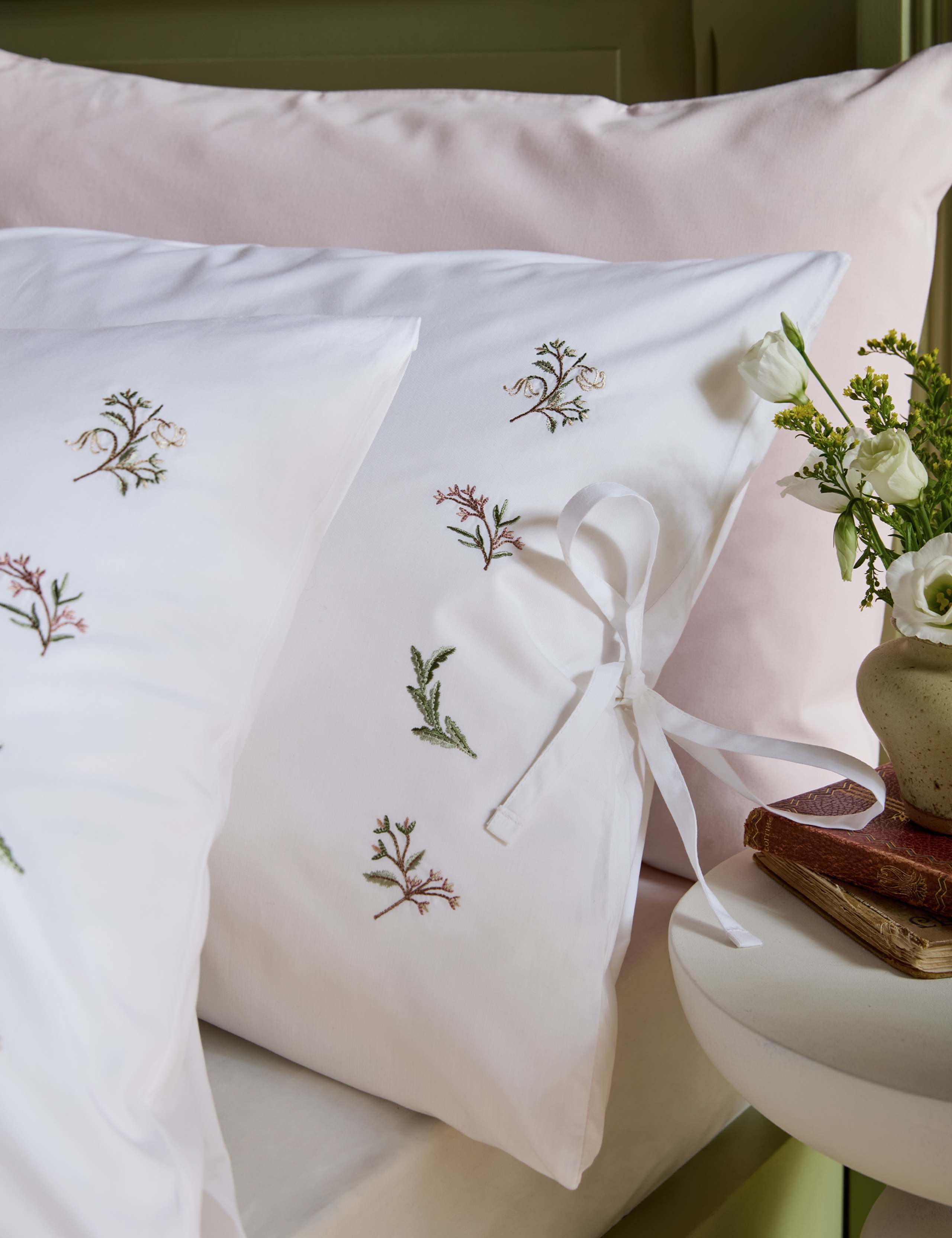 Pure Cotton Victoria Sprigs Bedding Set 3 of 4