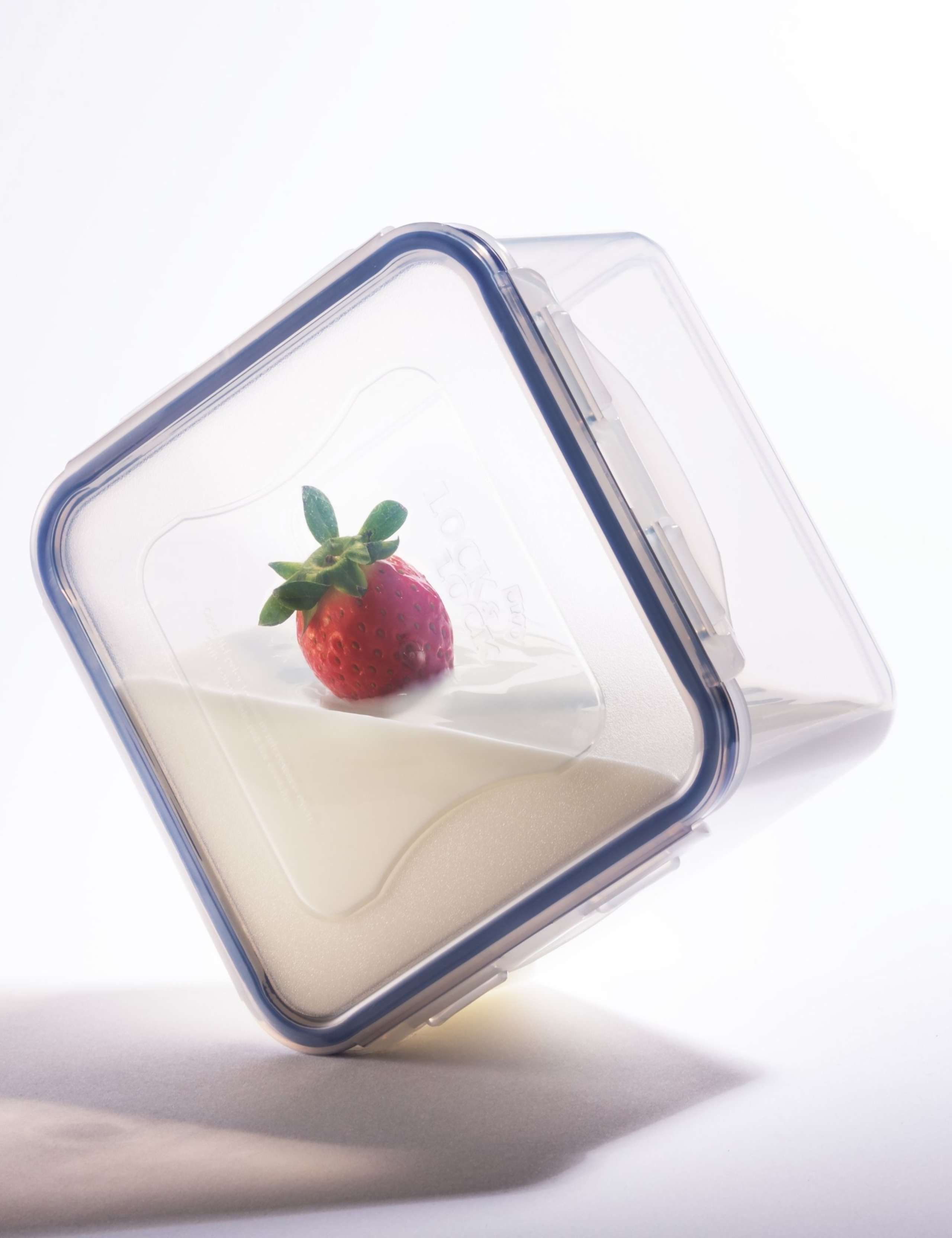 Set of 9 Airtight Food Containers 2 of 3