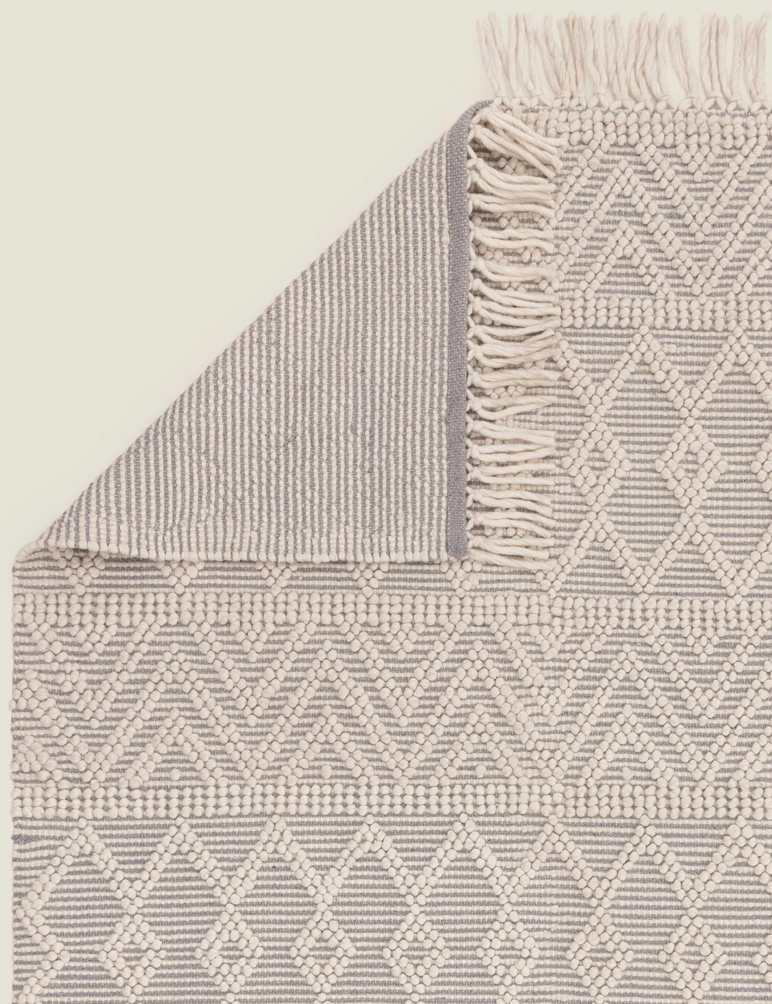 Asra Pure Wool Rug 4 of 7