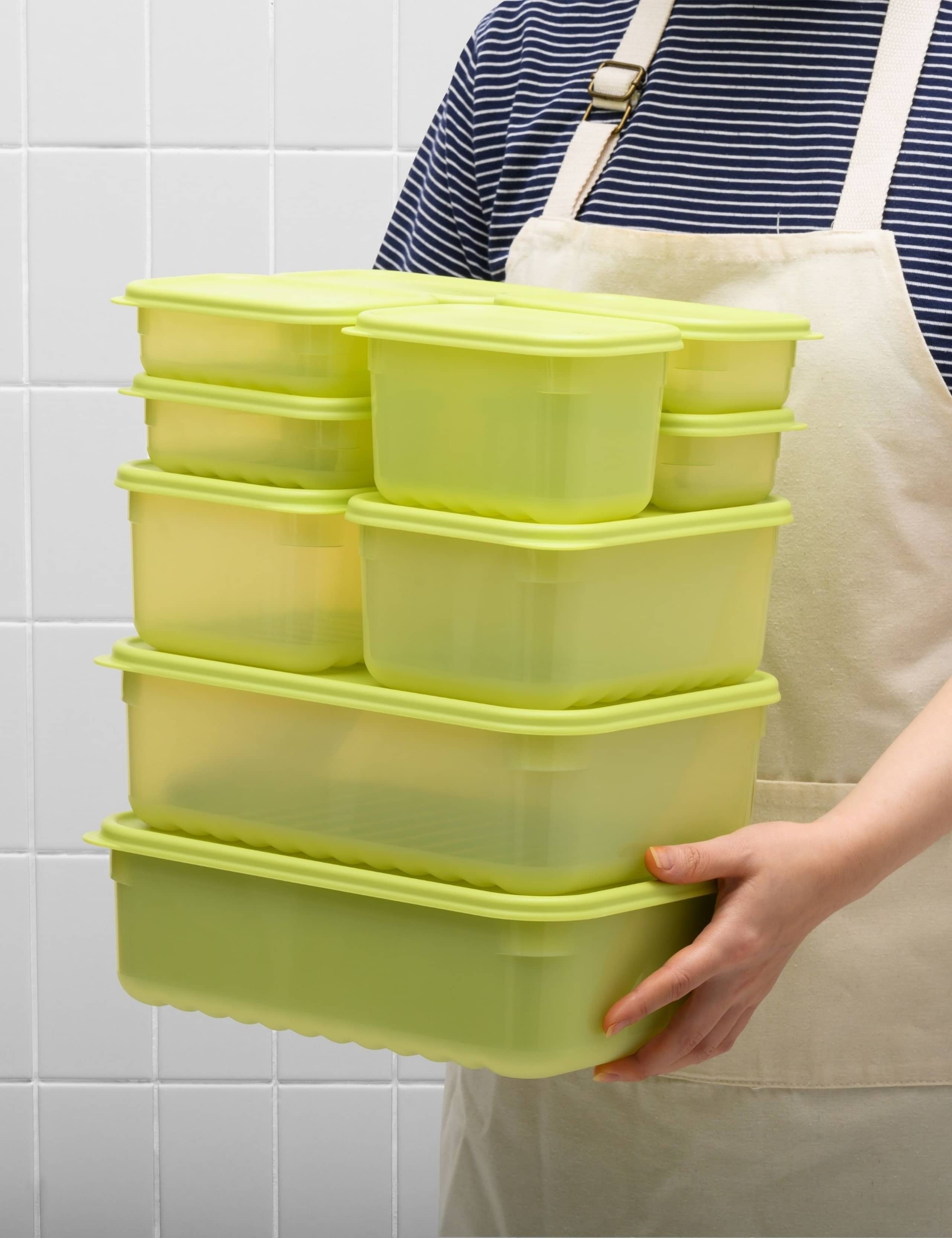 Set of 2 3.2L Airtight Containers 2 of 3