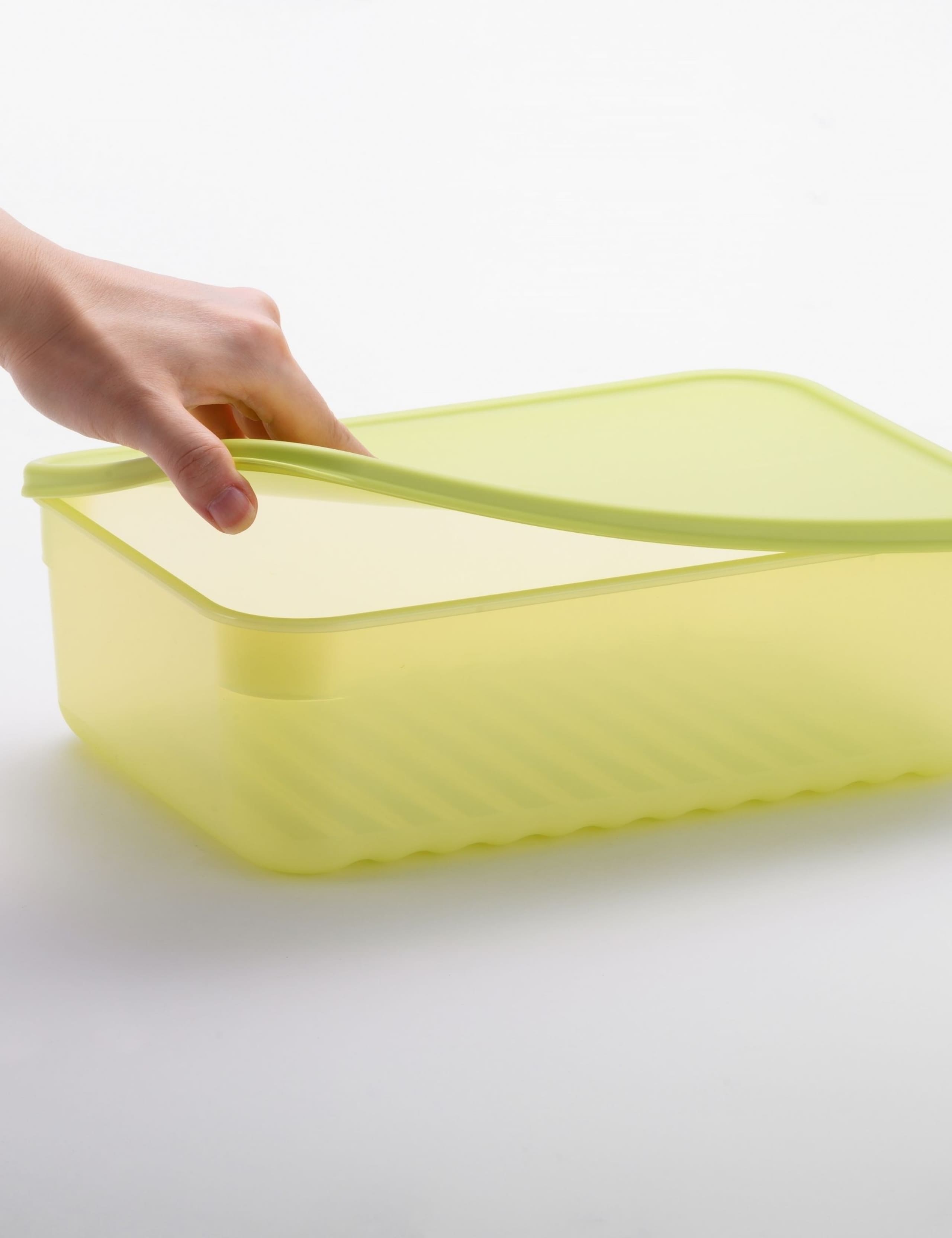 Set of 3 Airtight Storage Containers 2 of 3