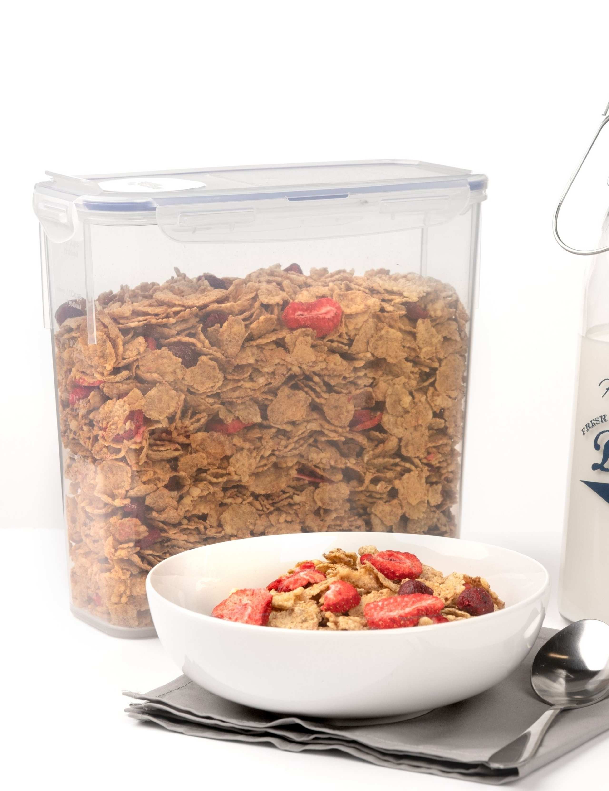 Set of 2 Airtight Cereal Containers 2 of 2