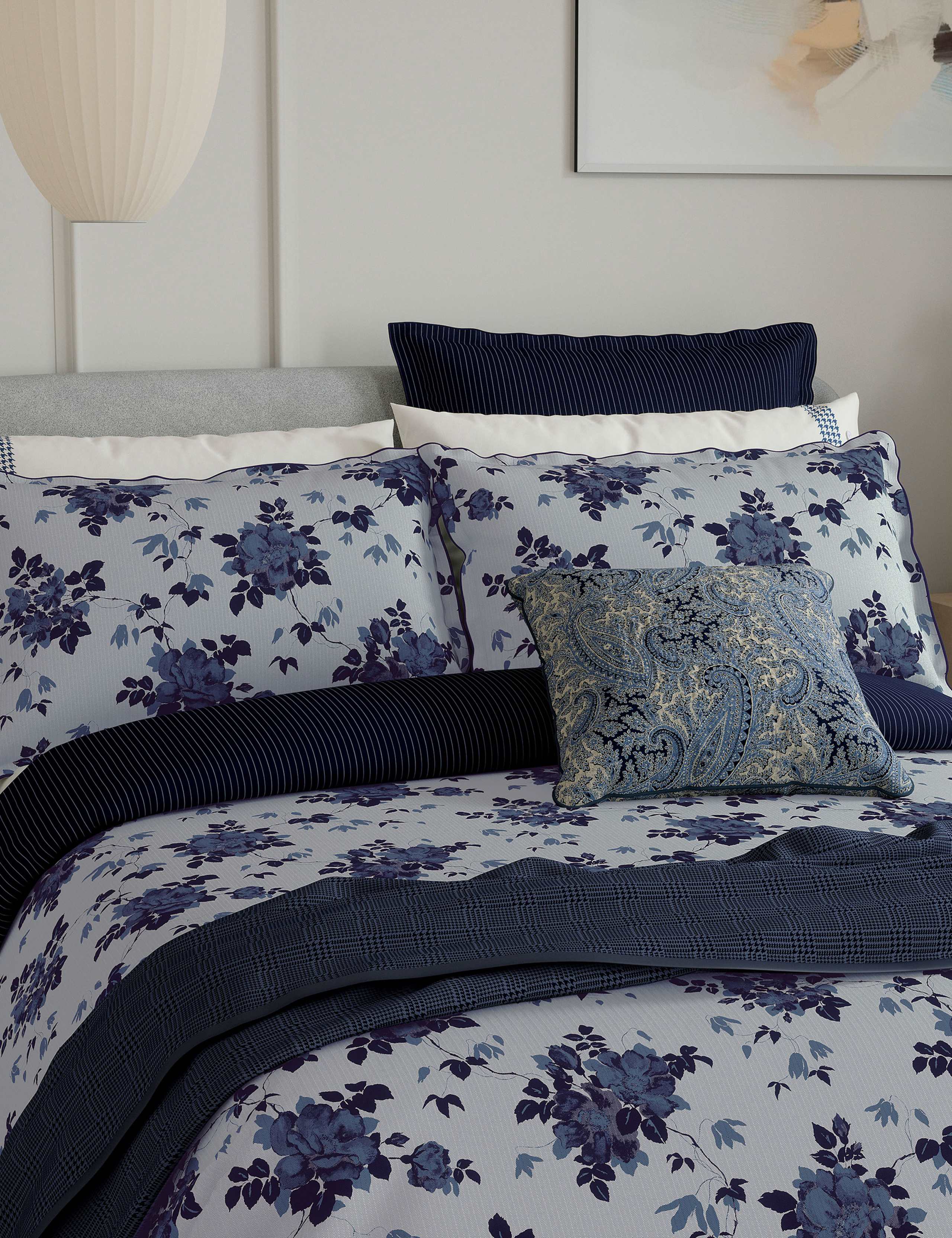 Cotton Blend Freya Bedding Set 4 of 4