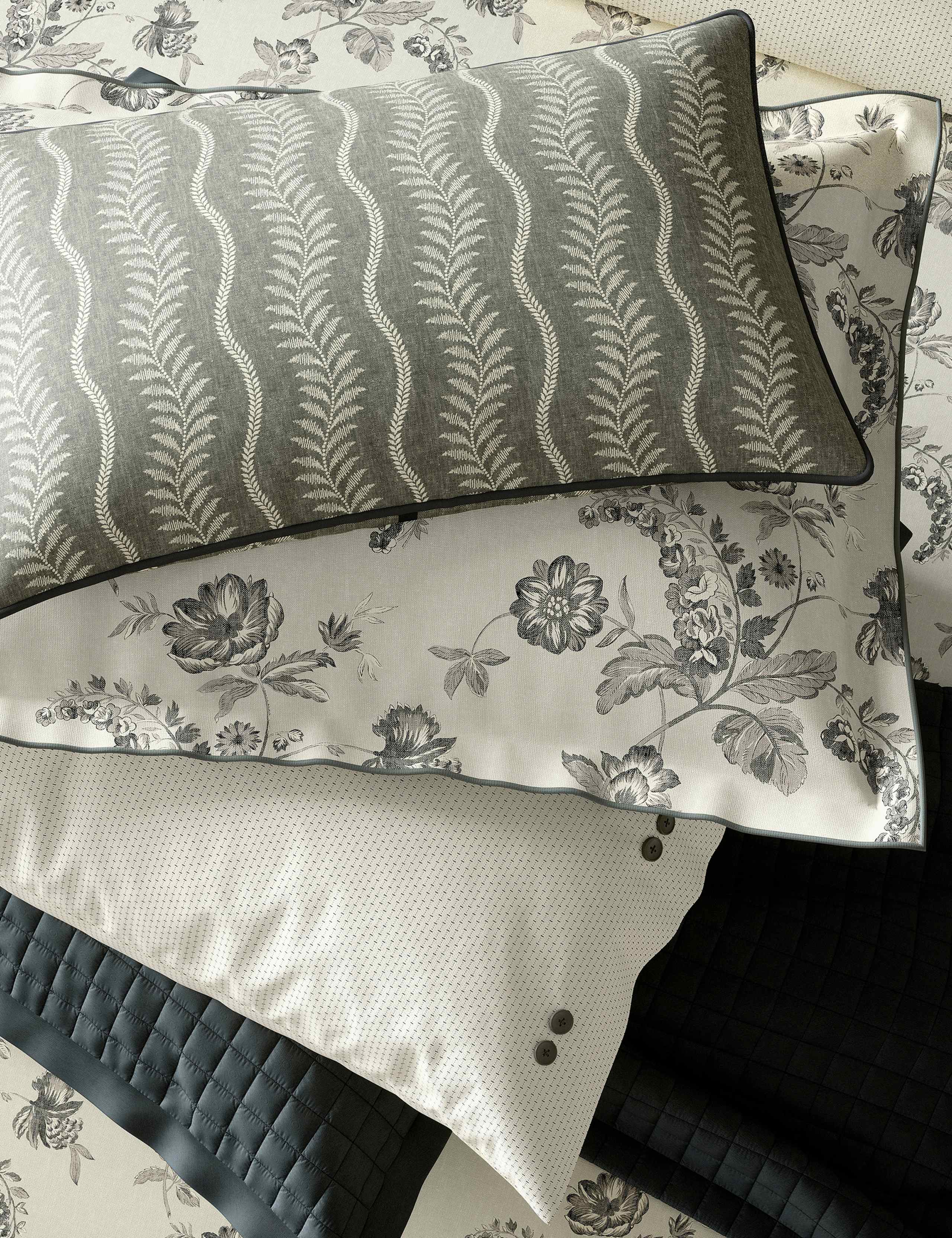 Linen Blend Ariane Cushion 4 of 4