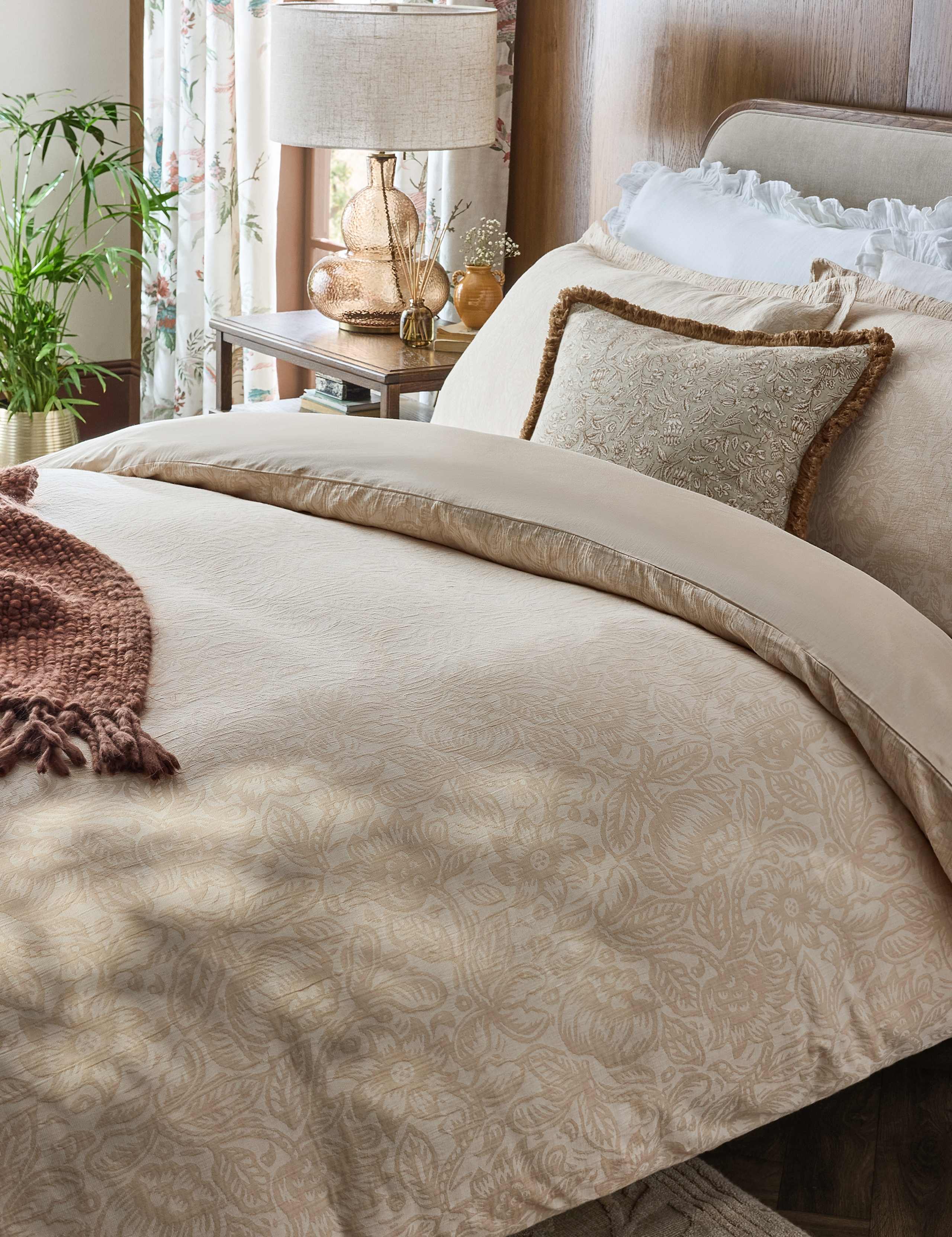 Pure Cotton Ambleford Floral Bedding Set 2 of 4