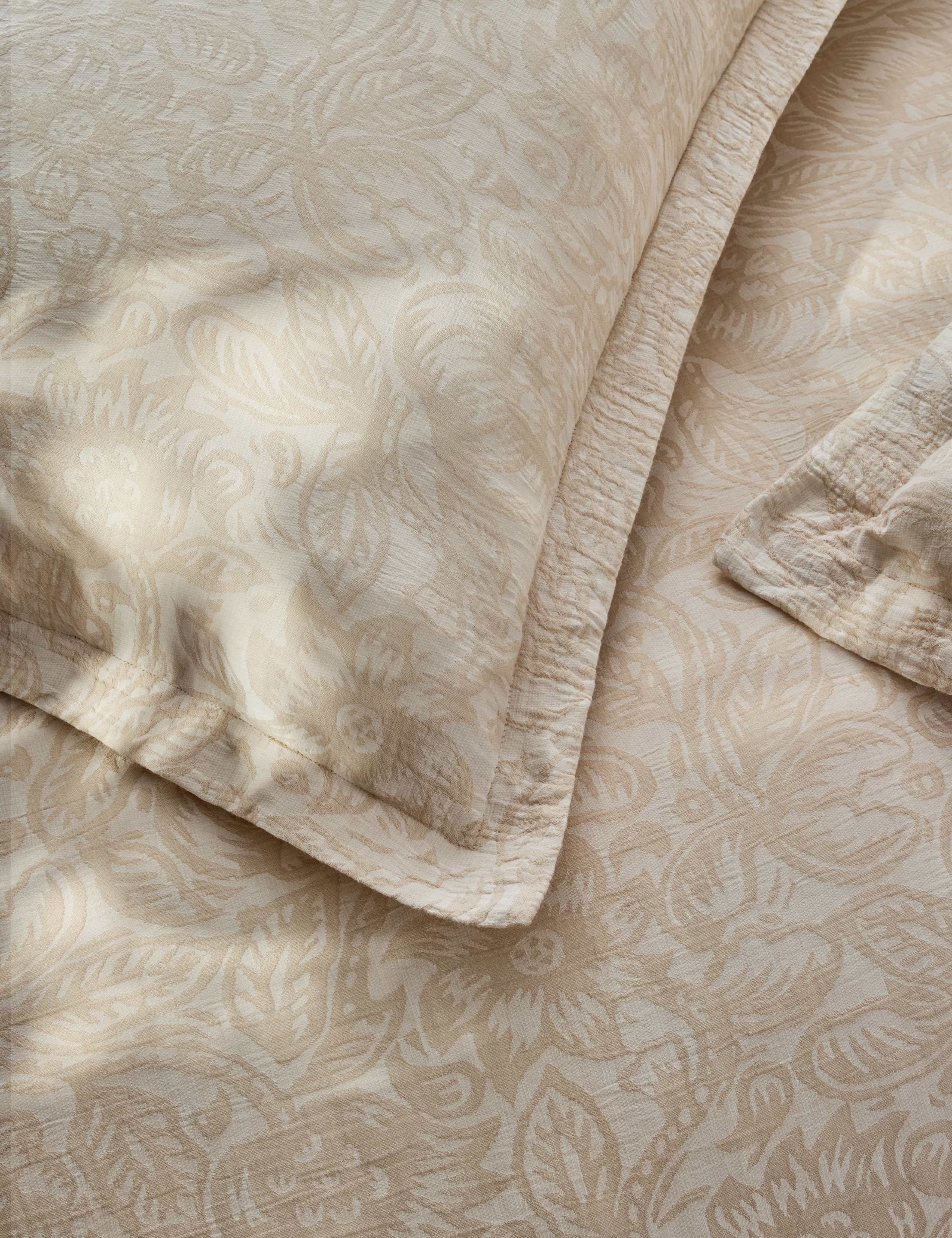 Pure Cotton Ambleford Floral Bedding Set 3 of 4