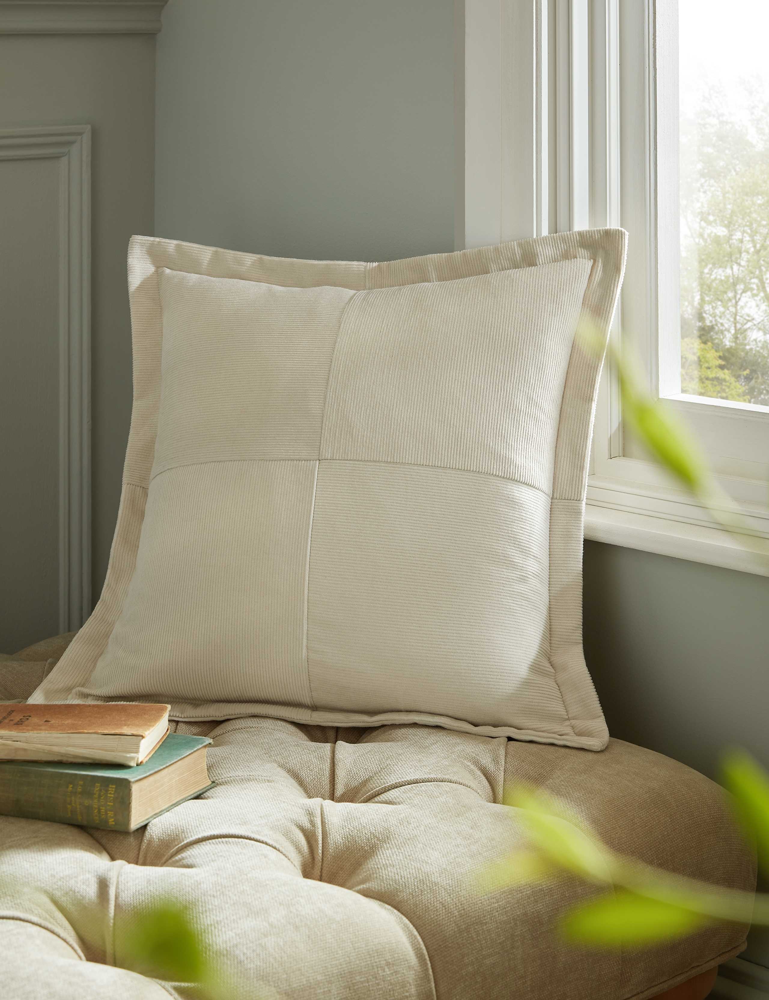 Dalham Corded Oxford Edge Cushion 1 of 4