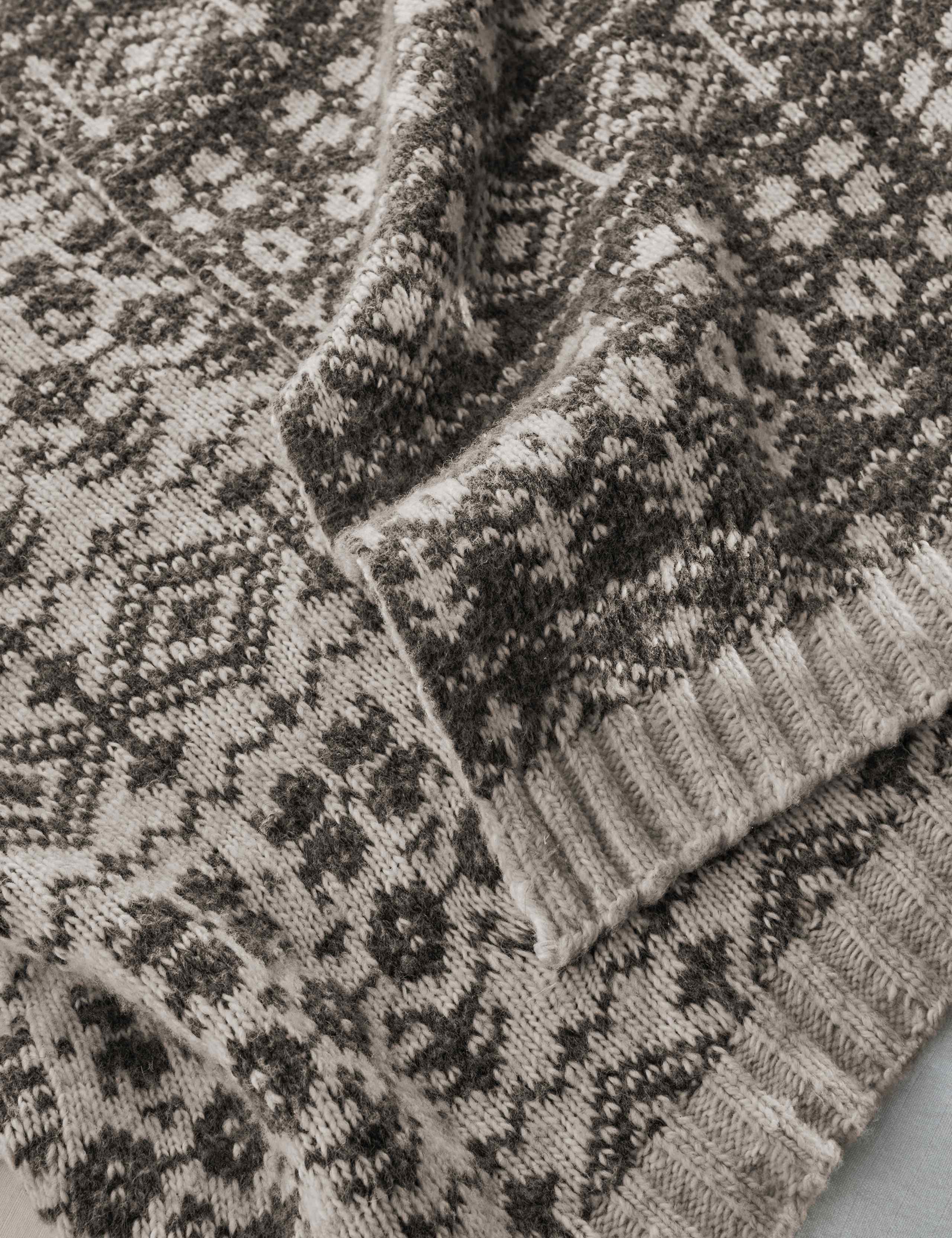 Selsey Fair Isle Throw 4 of 5