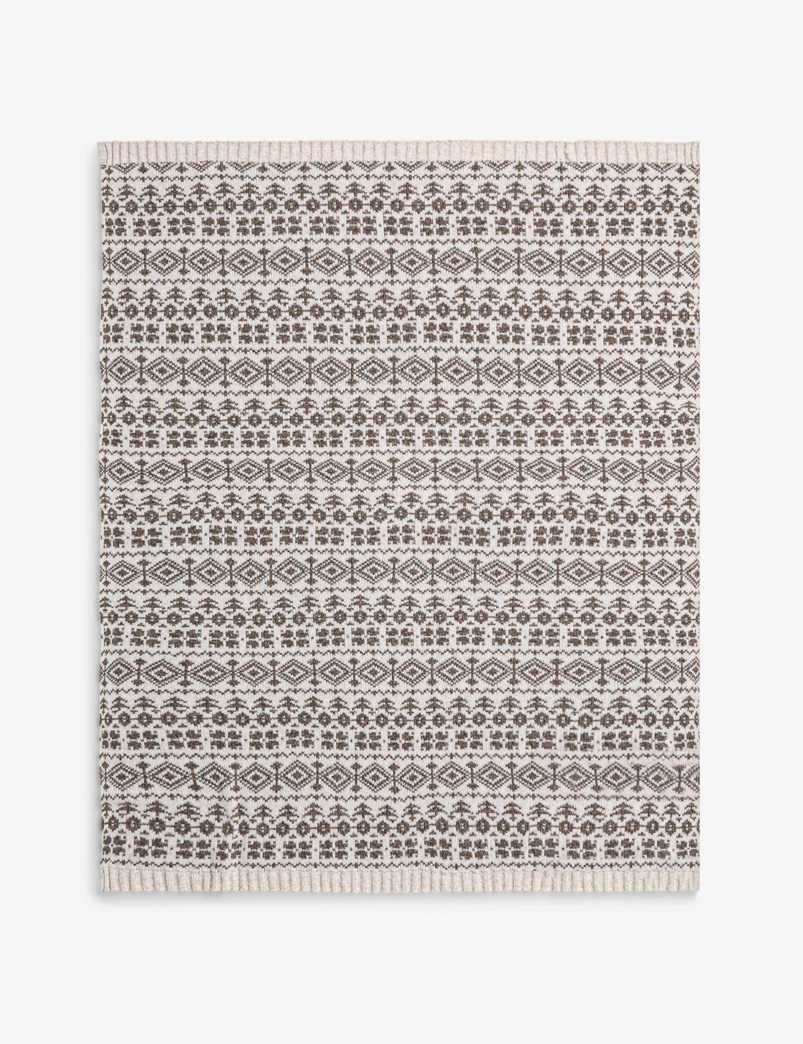 Selsey Fair Isle Throw 2 of 5