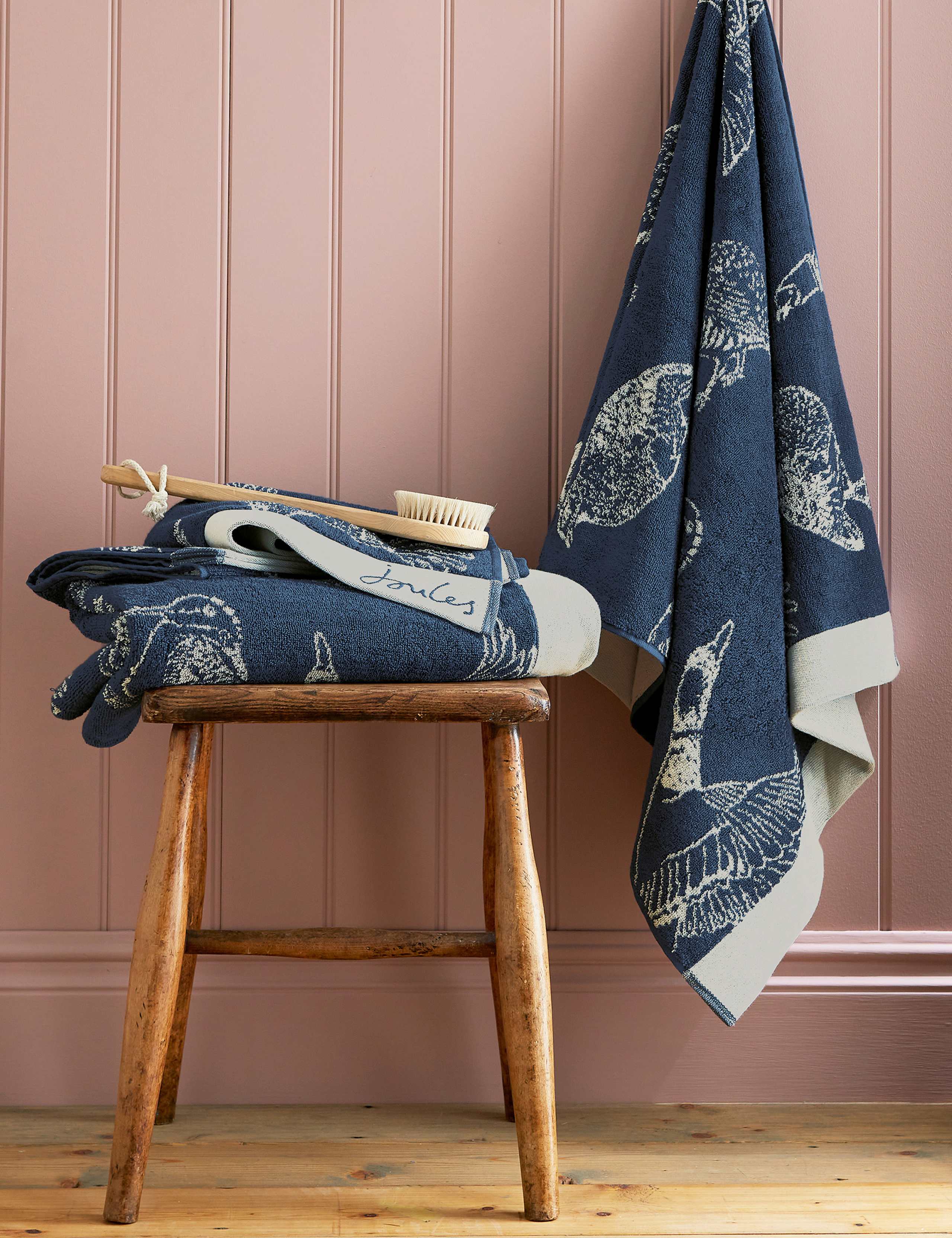 Pure Cotton Wild Fowl Towel 1 of 2